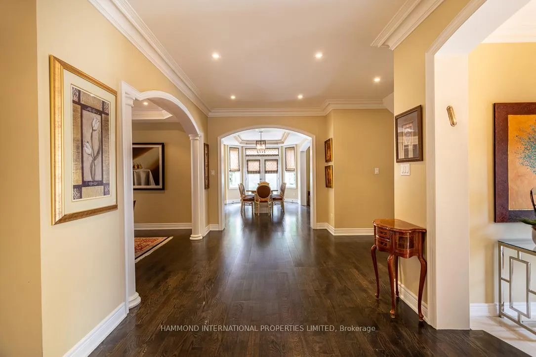 Photo 4 of 1 Sanibel Crescent, Vaughan, Uplands — HOMEH