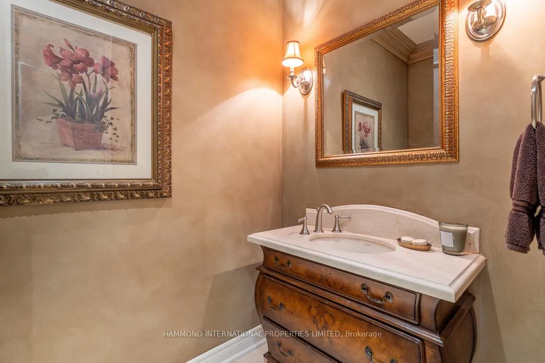 Photo 6 of 1 Sanibel Crescent, Vaughan, Uplands — HOMEH
