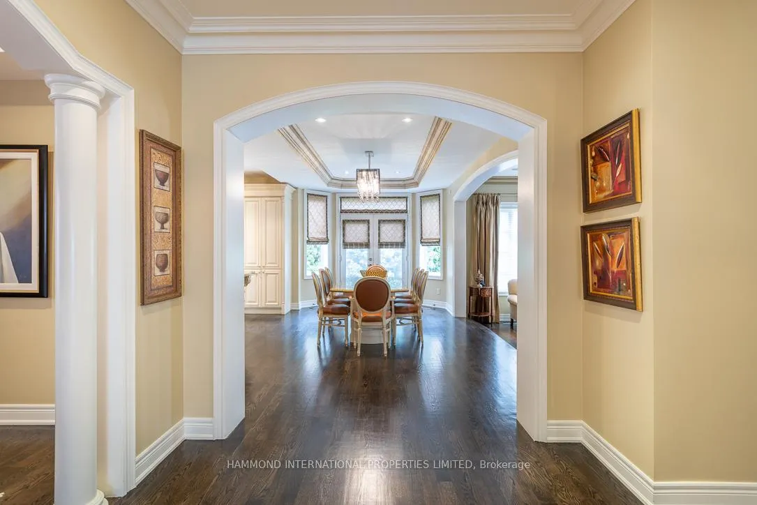 Photo 8 of 1 Sanibel Crescent, Vaughan, Uplands — HOMEH