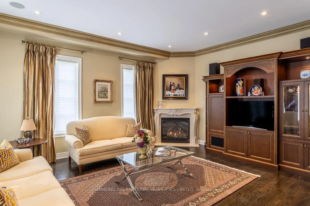 Photo 13 of 1 Sanibel Crescent, Vaughan, Uplands — HOMEH