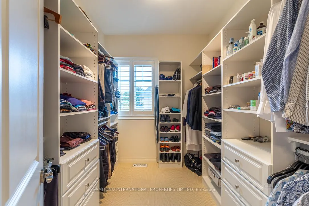 Photo 19 of 1 Sanibel Crescent, Vaughan, Uplands — HOMEH