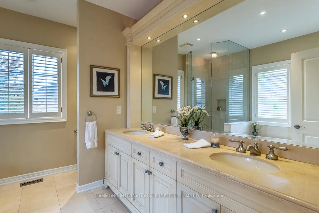 Photo 20 of 1 Sanibel Crescent, Vaughan, Uplands — HOMEH