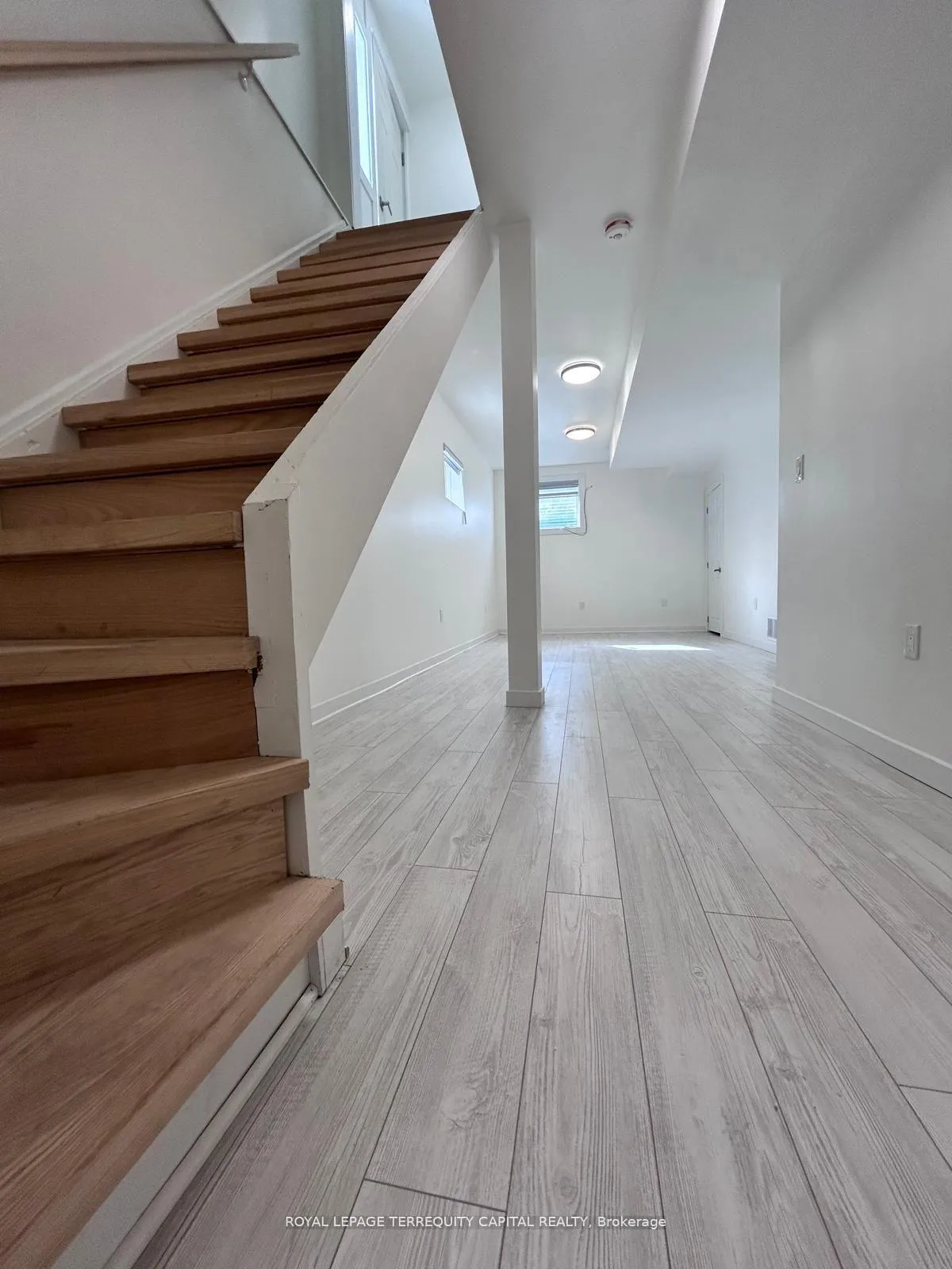Photo 2 of Unit Lower, 58 Wessenger Drive, Barrie, Holly — HOMEH