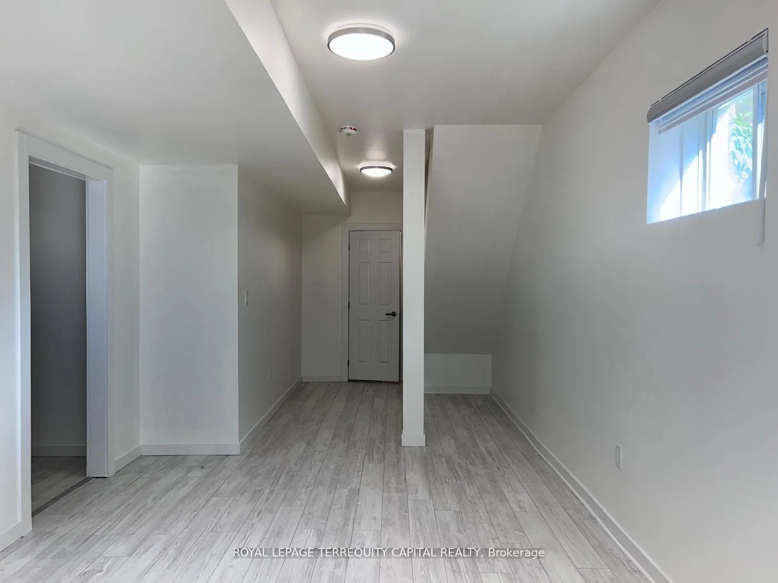 Photo 6 of Unit Lower, 58 Wessenger Drive, Barrie, Holly — HOMEH