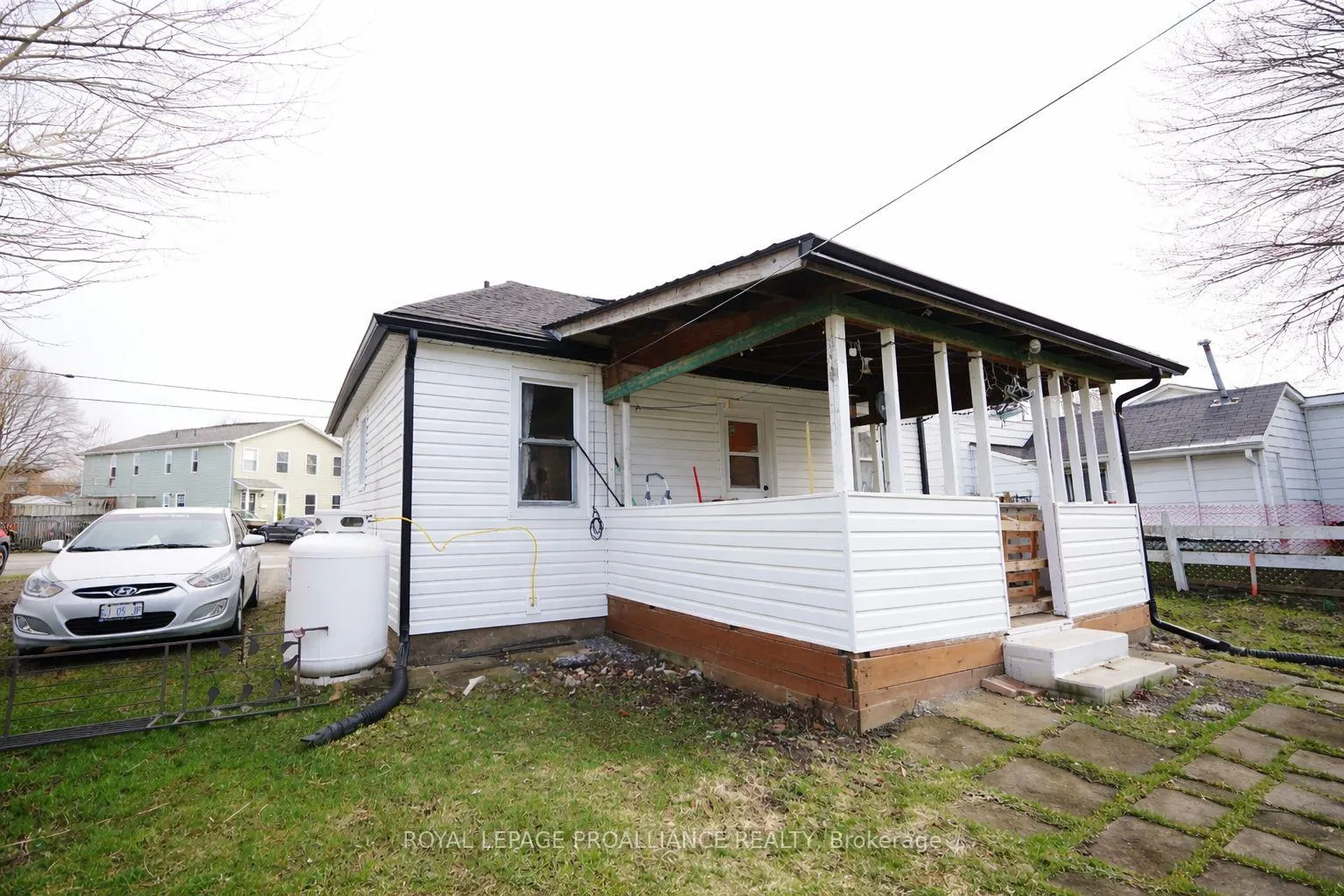 Photo 13 of 30 Strachan Street, Belleville, Belleville Ward — HOMEH