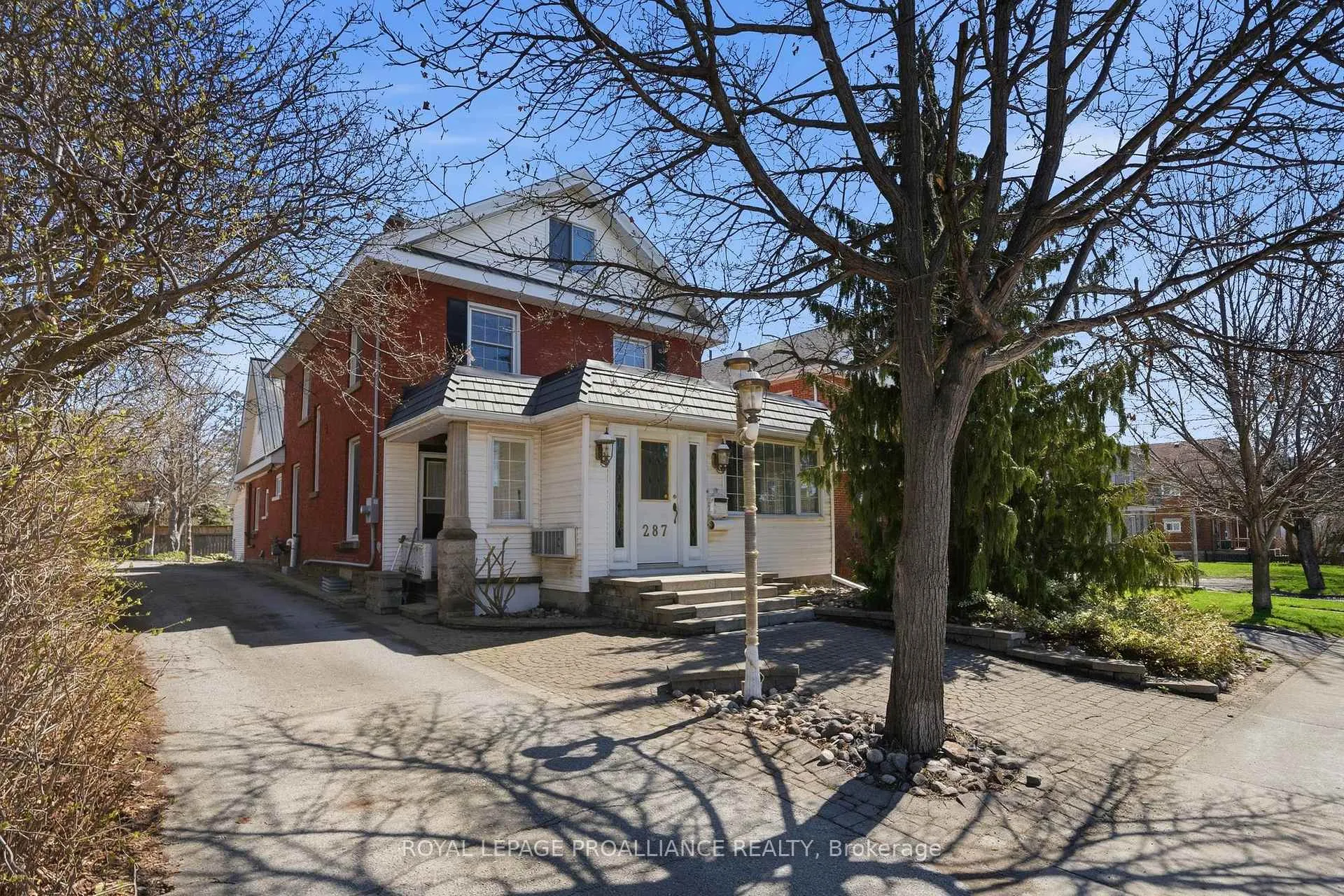 Photo 1 of 287 John Street, Belleville, Belleville Ward — HOMEH