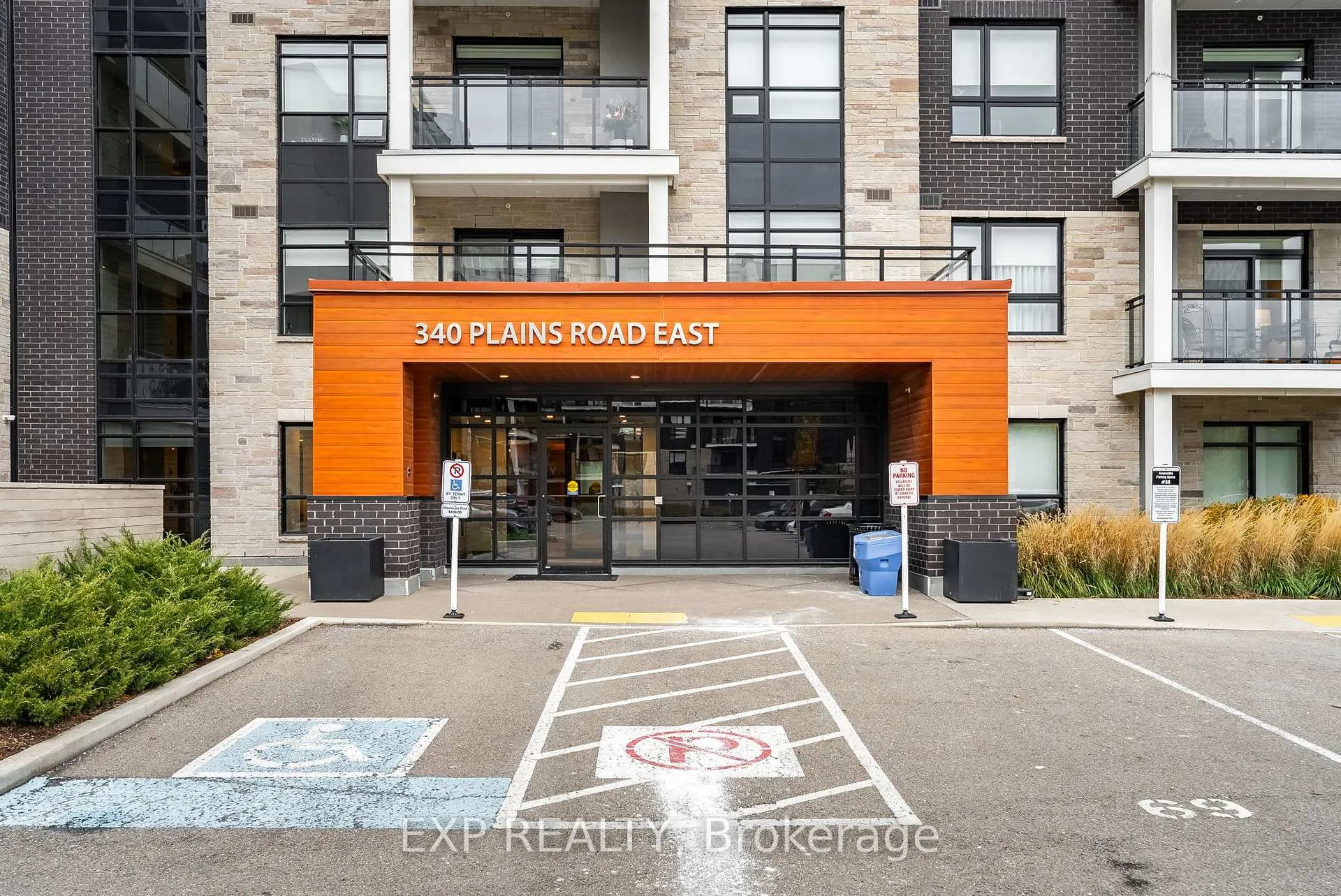 Photo 2 of Unit 302, 340 Plains Road E, Burlington, LaSalle — HOMEH