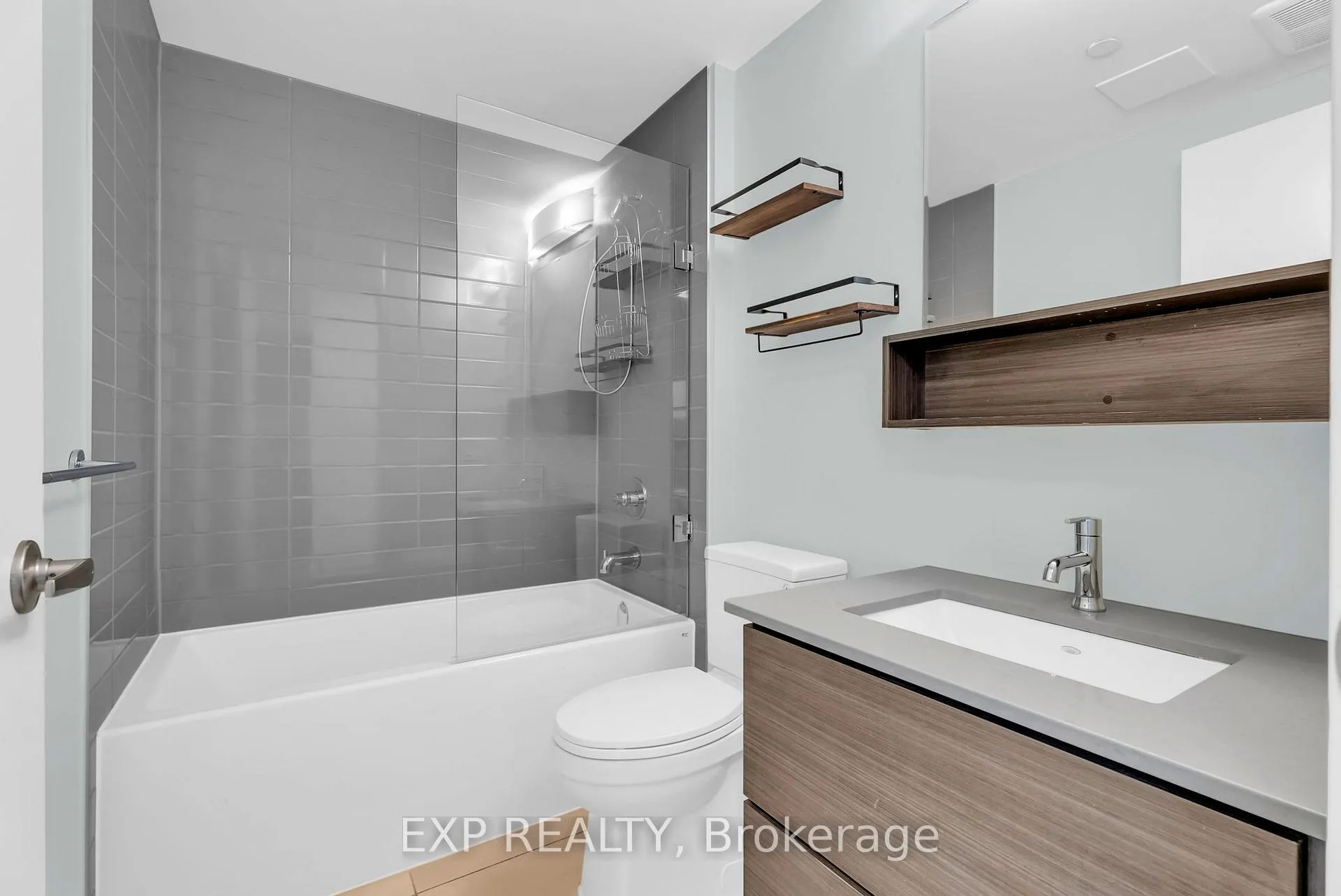 Photo 21 of Unit 302, 340 Plains Road E, Burlington, LaSalle — HOMEH