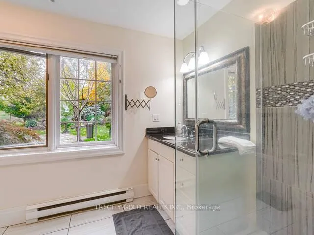 Photo 26 of 16 Ochs Drive, Puslinch, Morriston — HOMEH