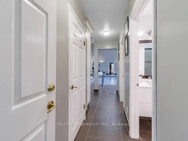 Photo 29 of 16 Ochs Drive, Puslinch, Morriston — HOMEH