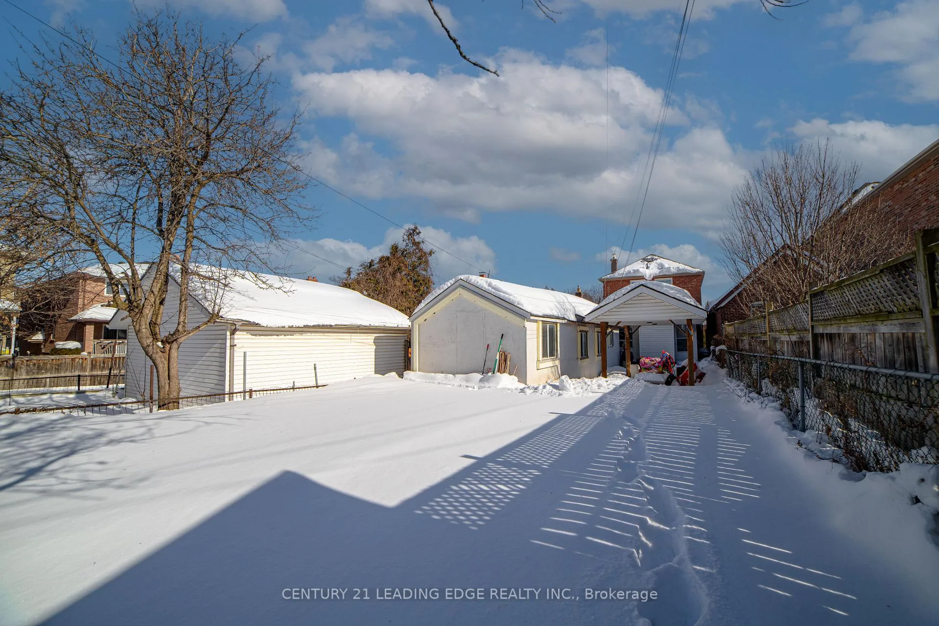 Photo 7 of 500 Caledonia Road, Toronto, Caledonia-Fairbank — HOMEH