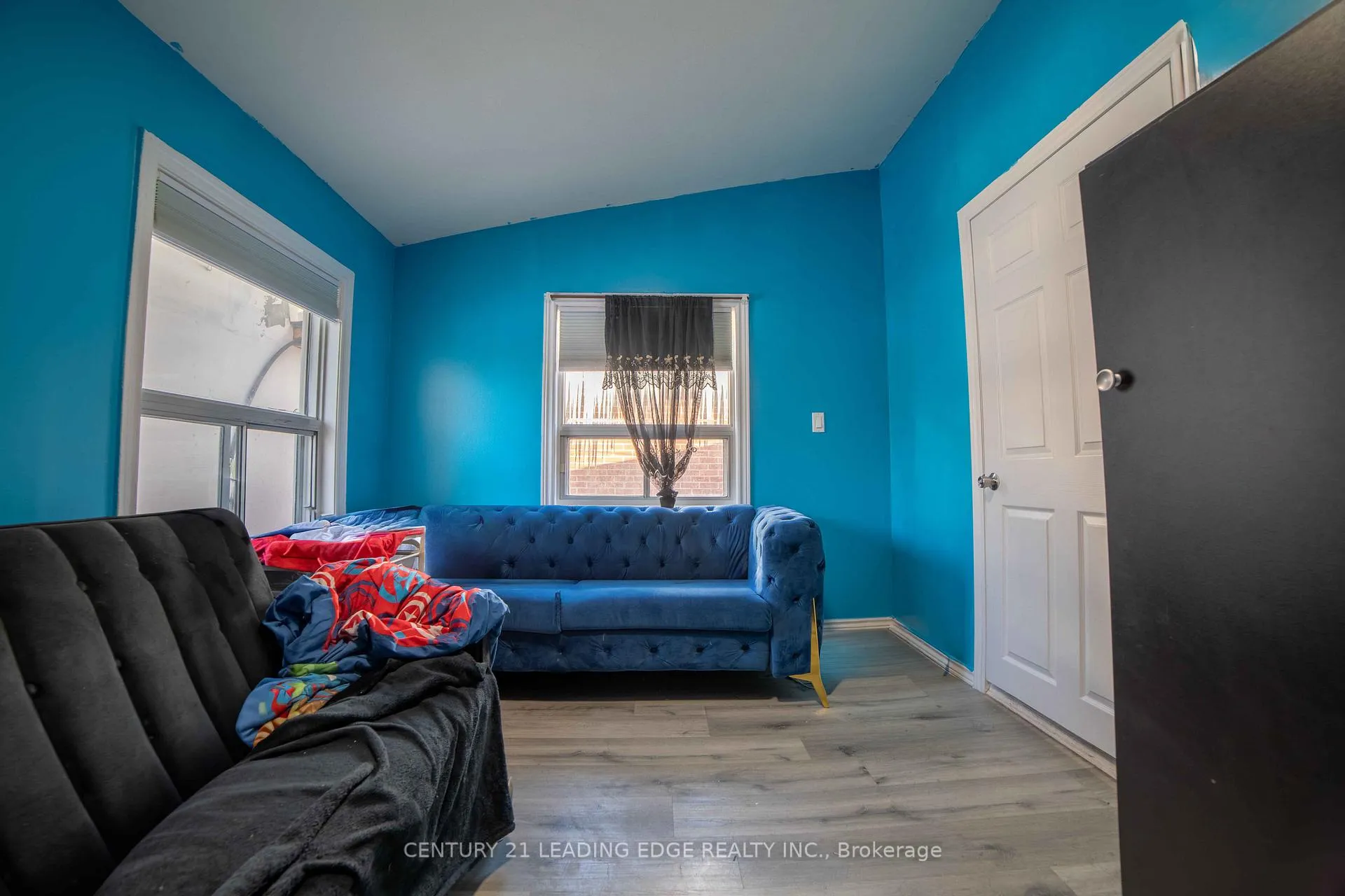 Photo 11 of 500 Caledonia Road, Toronto, Caledonia-Fairbank — HOMEH
