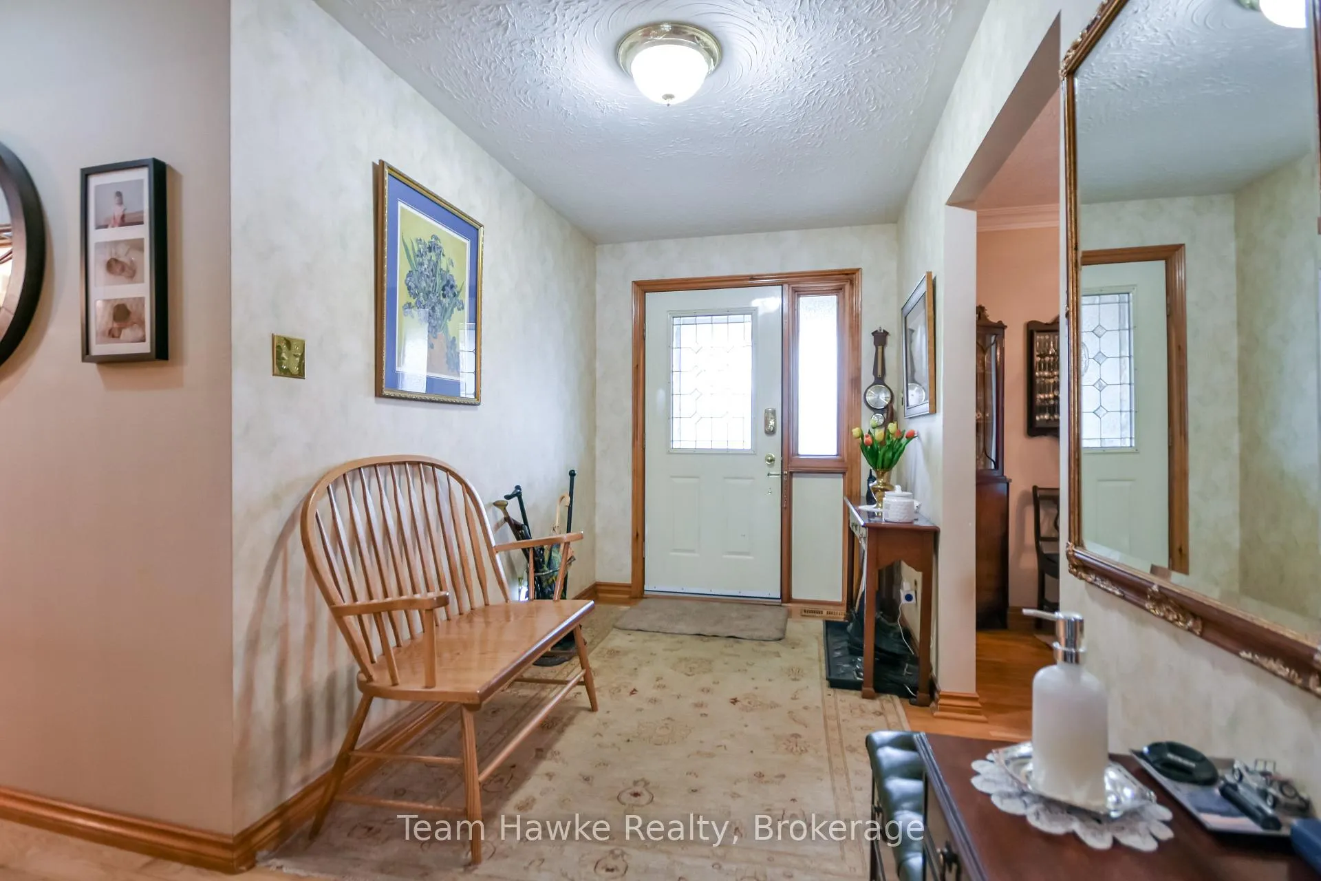 Photo 5 of 35 Brule Street, Penetanguishene — HOMEH
