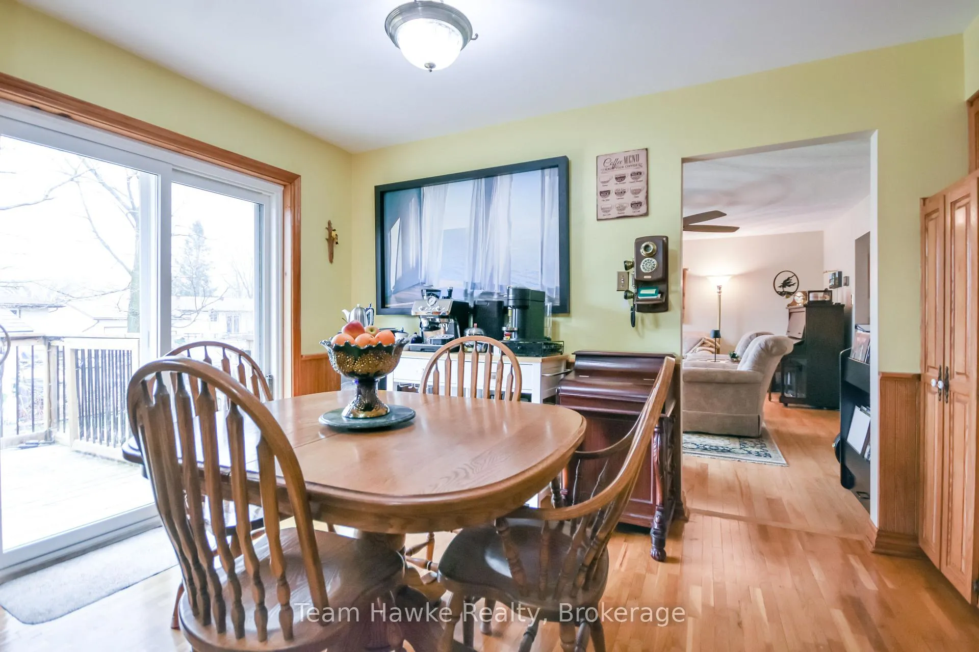 Photo 10 of 35 Brule Street, Penetanguishene — HOMEH