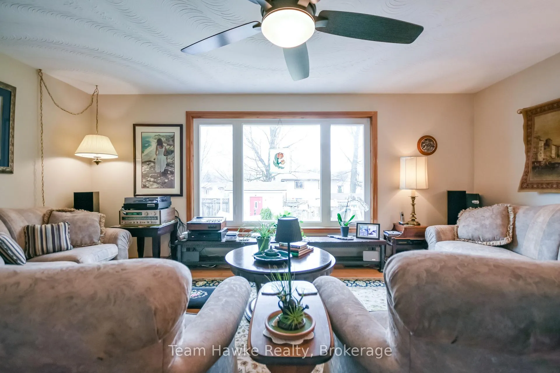 Photo 17 of 35 Brule Street, Penetanguishene — HOMEH