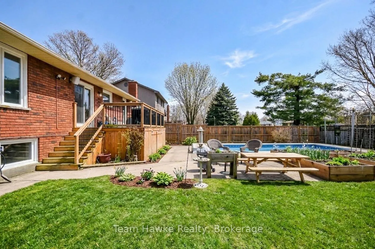 Photo 41 of 35 Brule Street, Penetanguishene — HOMEH