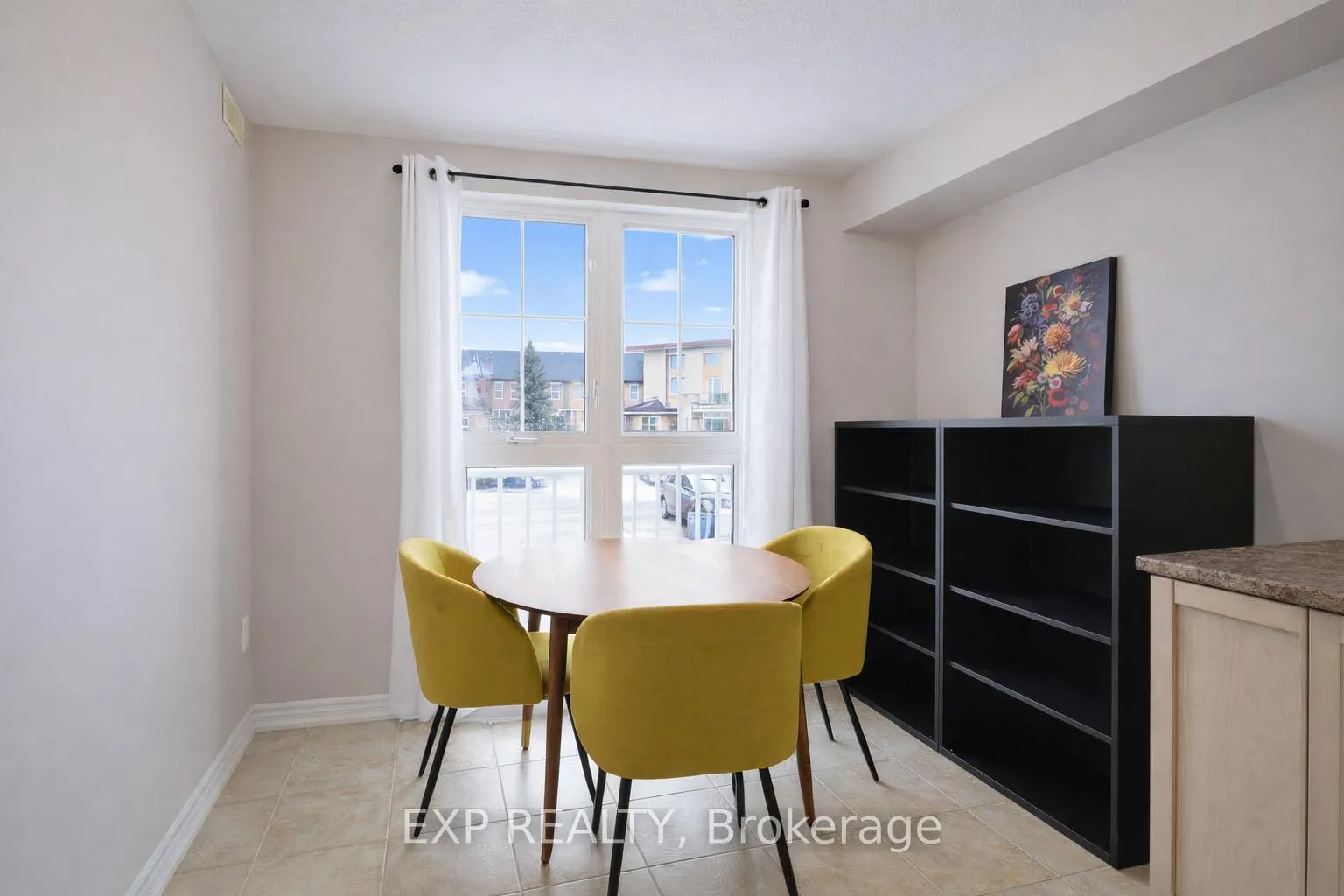 Photo 13 of Unit 8, 141 Sydenham Wells, Barrie, Georgian Drive — HOMEH