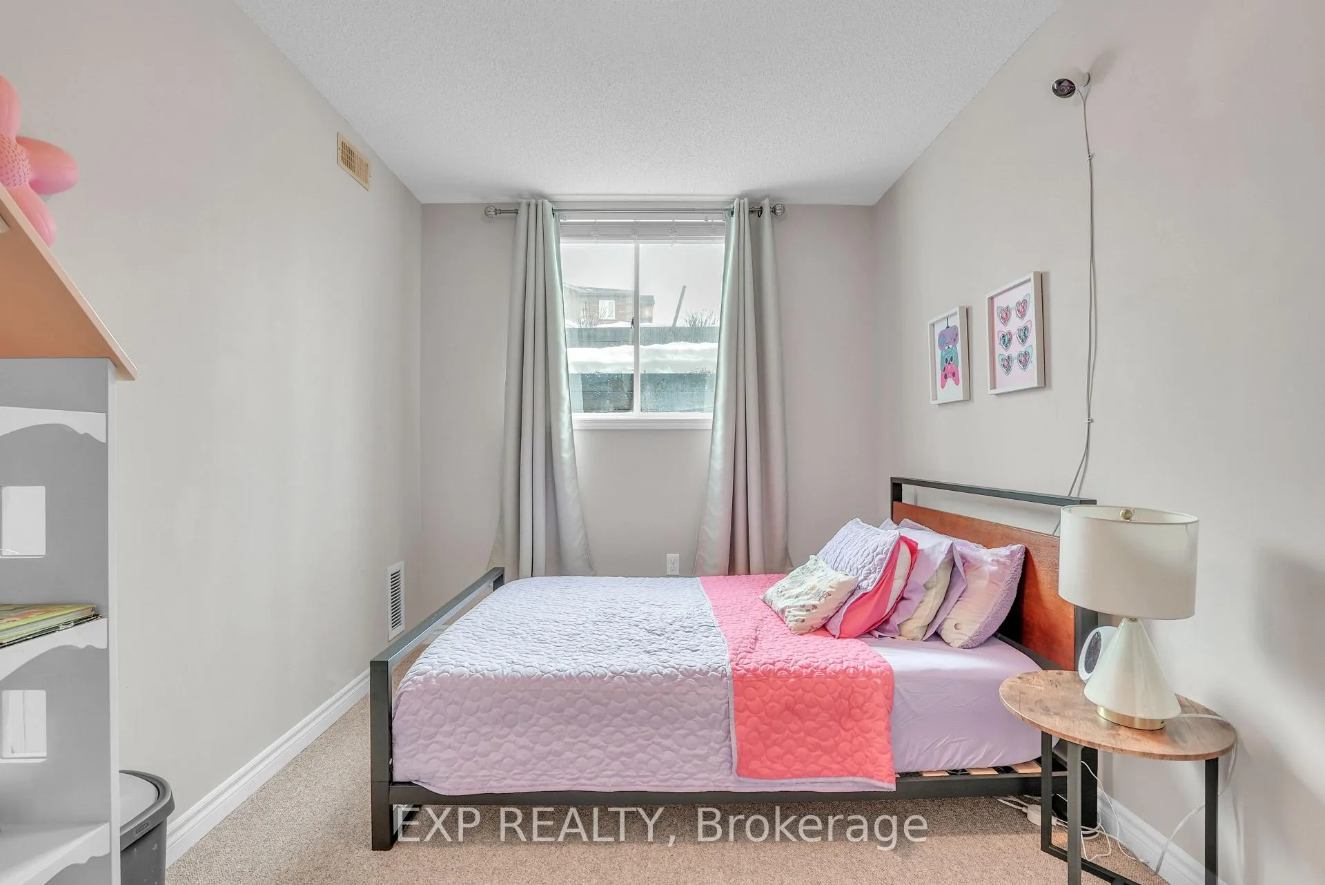 Photo 17 of Unit 8, 141 Sydenham Wells, Barrie, Georgian Drive — HOMEH