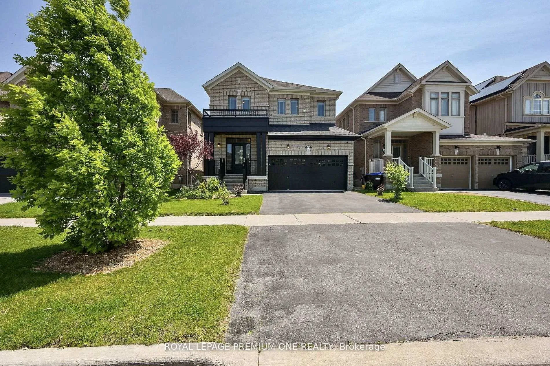 Photo 2 of 166 Sharpe Crescent, New Tecumseth, Tottenham — HOMEH
