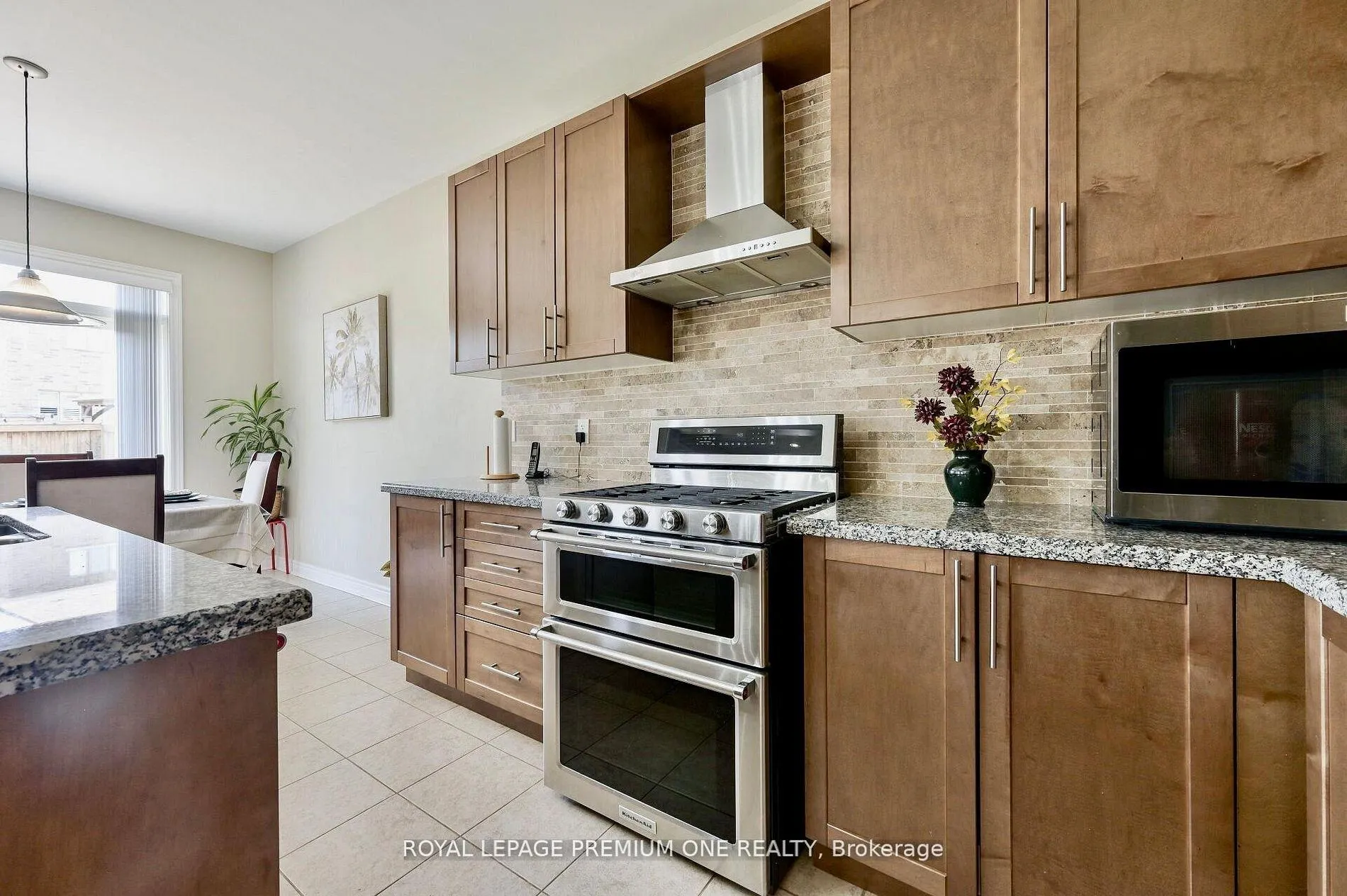 Photo 21 of 166 Sharpe Crescent, New Tecumseth, Tottenham — HOMEH