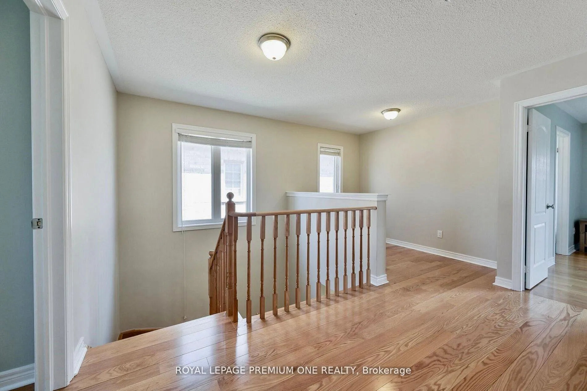 Photo 24 of 166 Sharpe Crescent, New Tecumseth, Tottenham — HOMEH