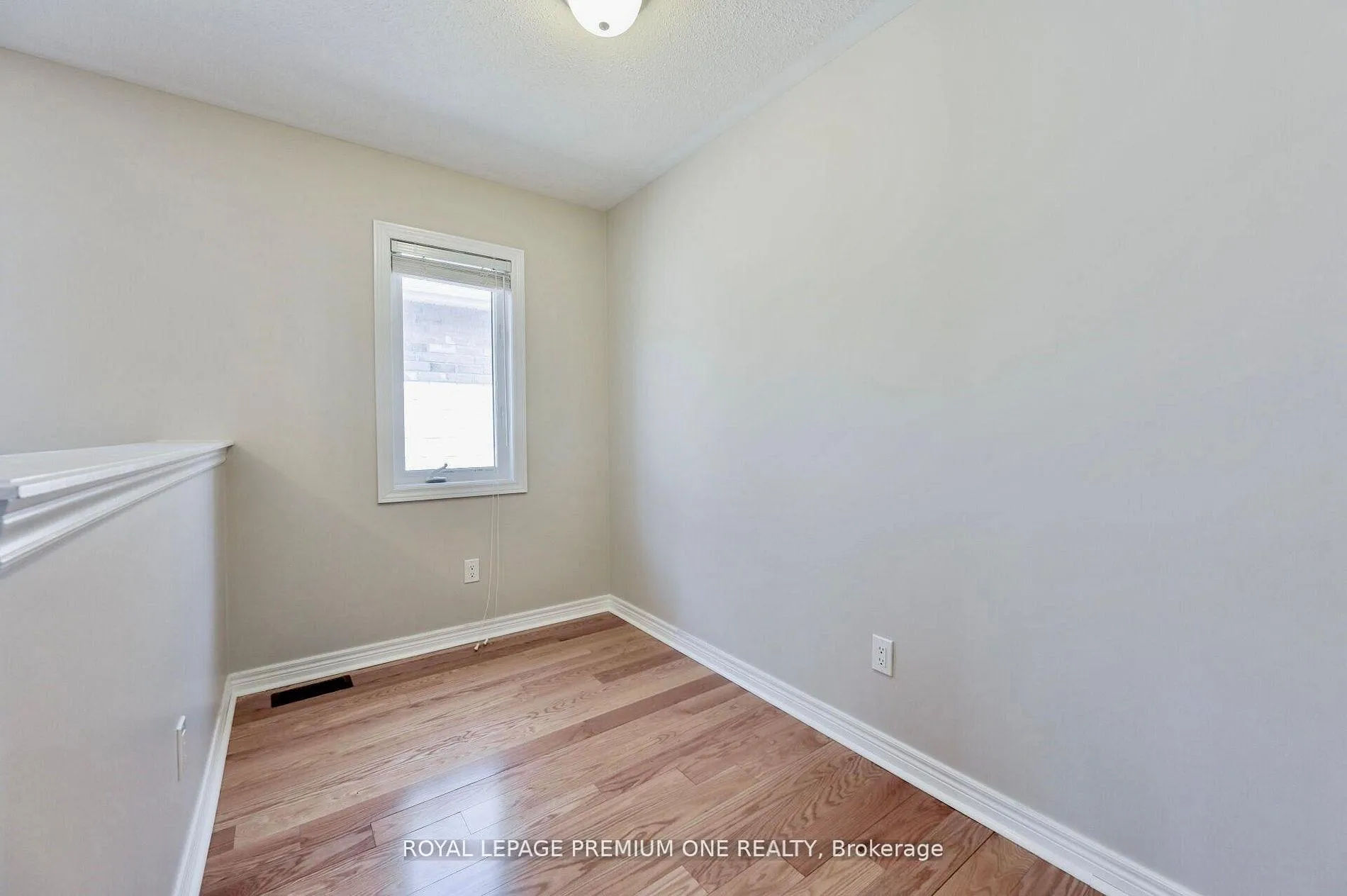 Photo 25 of 166 Sharpe Crescent, New Tecumseth, Tottenham — HOMEH