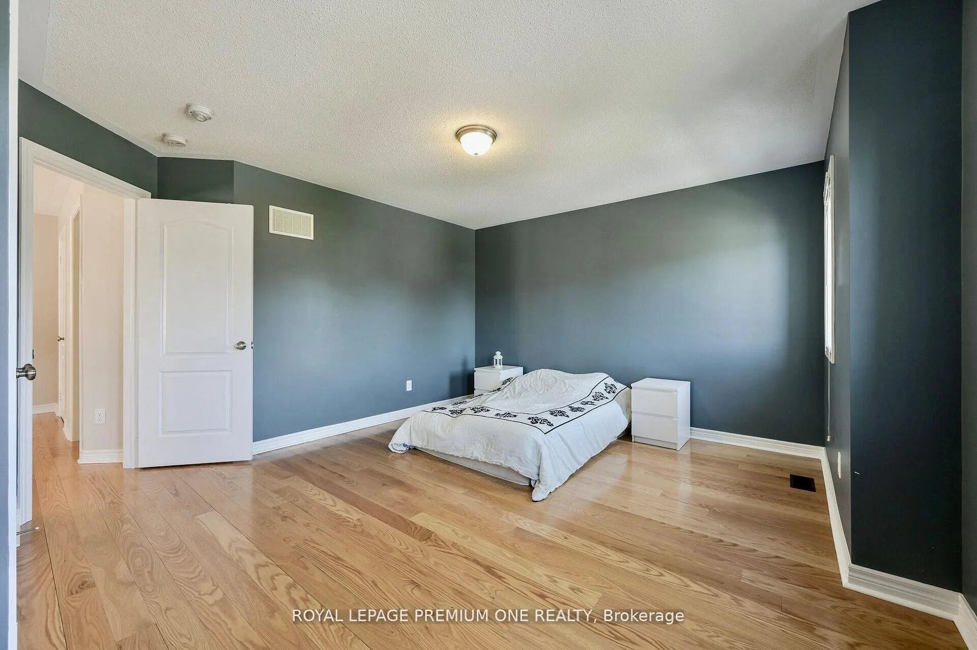 Photo 32 of 166 Sharpe Crescent, New Tecumseth, Tottenham — HOMEH
