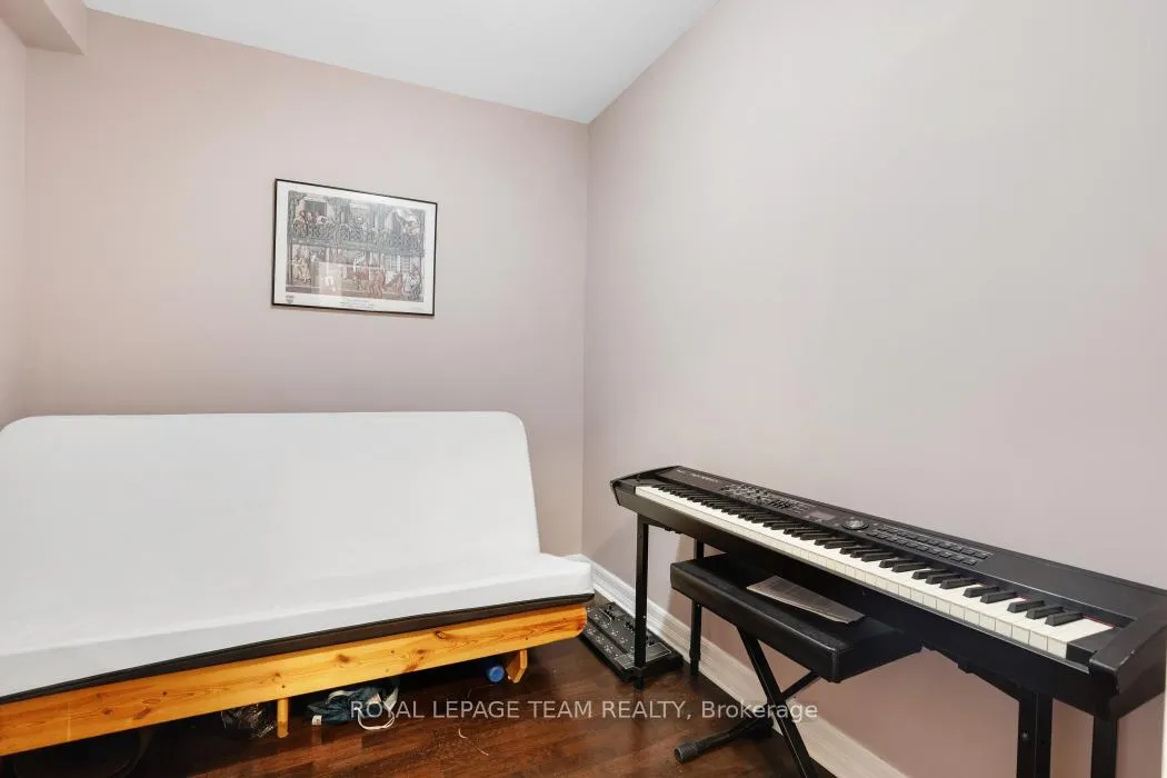 Photo 5 of Unit 607, 200 Besserer Street, Ottawa, Sandy Hill — HOMEH