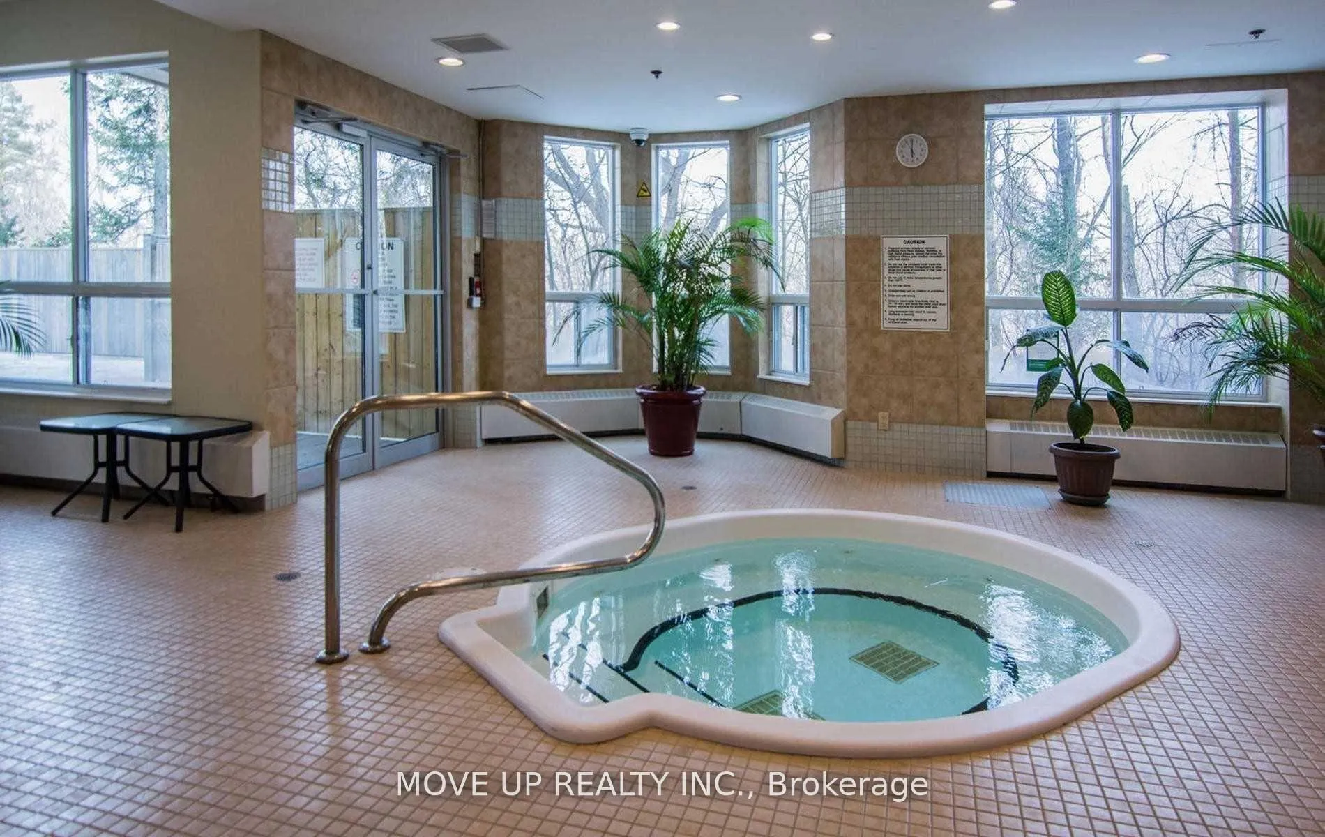 Photo 10 of Unit 413, 8 Maison Parc Court, Vaughan, Lakeview Estates — HOMEH