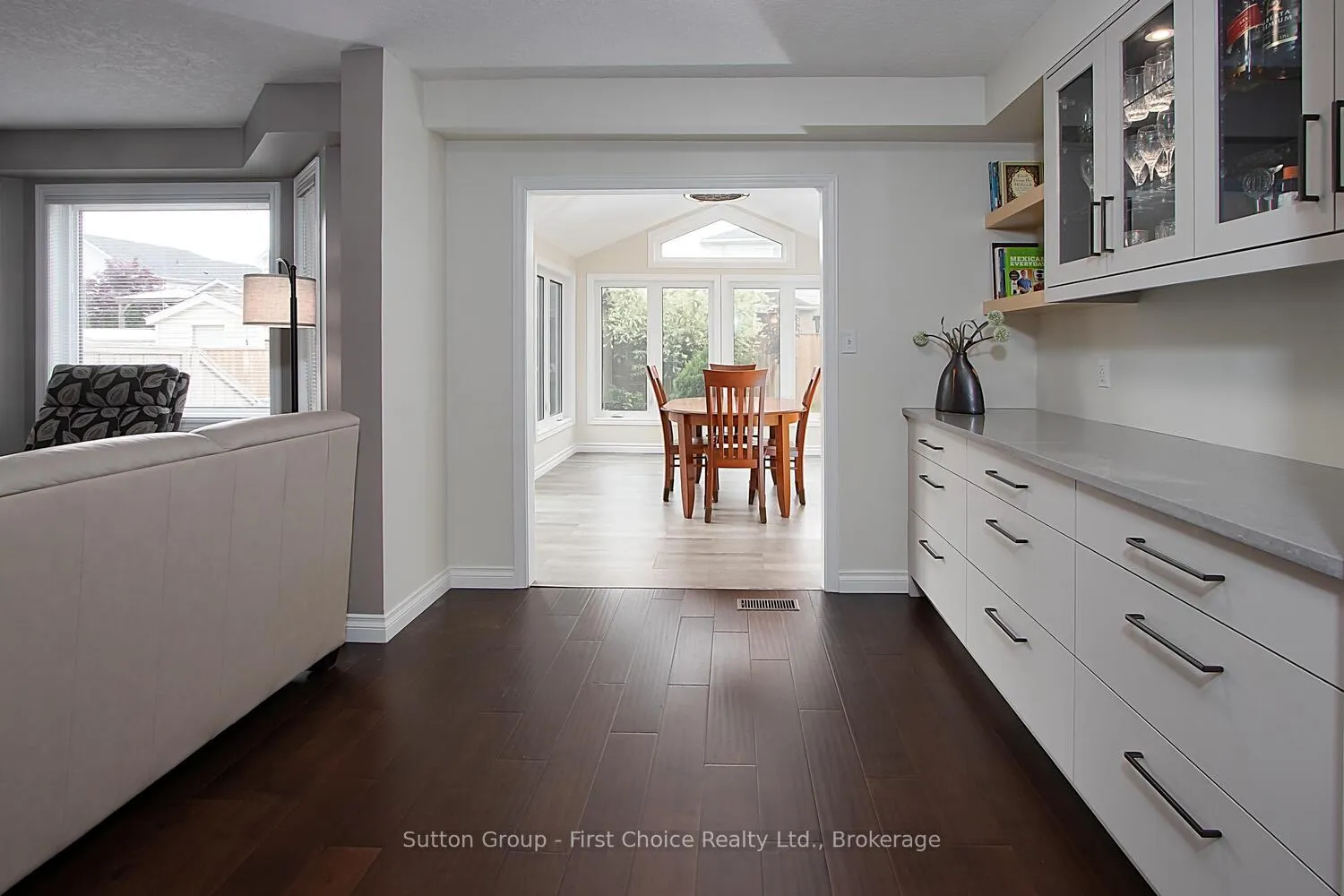 Photo 18 of 293 Huck Crescent, Kitchener — HOMEH