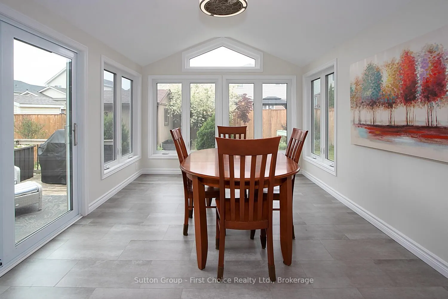 Photo 19 of 293 Huck Crescent, Kitchener — HOMEH