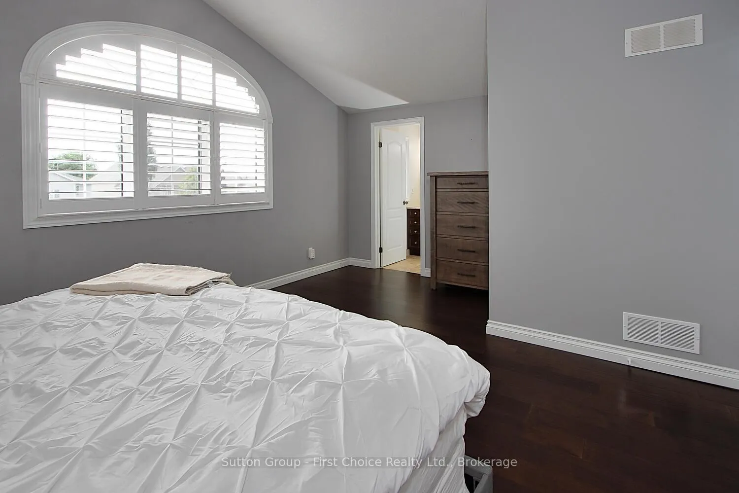 Photo 22 of 293 Huck Crescent, Kitchener — HOMEH