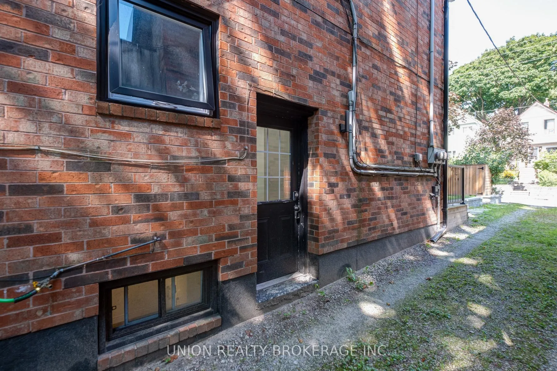 Photo 7 of Unit Lower, 15 Ivy Avenue, Toronto, South Riverdale — HOMEH