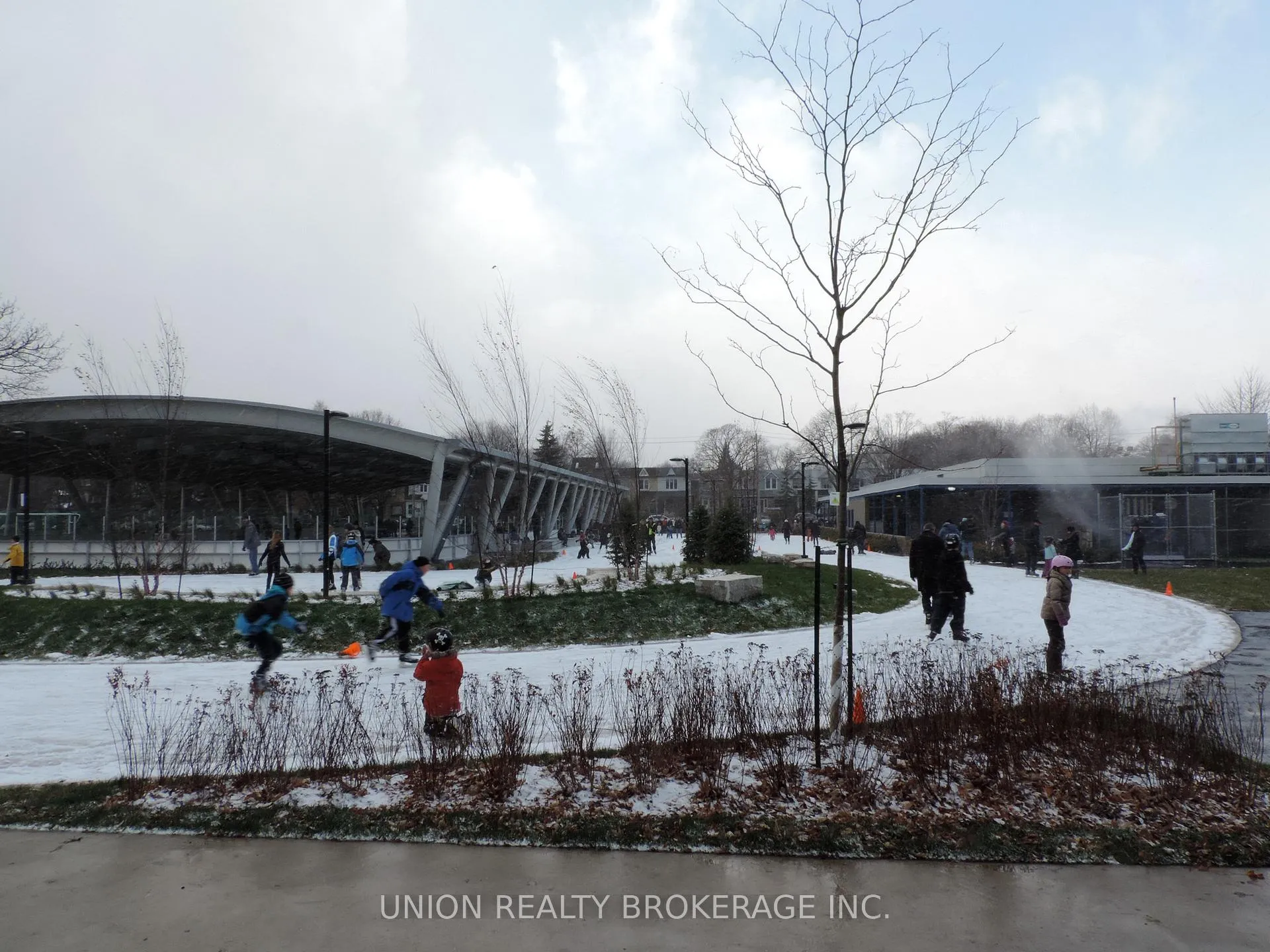 Photo 10 of Unit Lower, 15 Ivy Avenue, Toronto, South Riverdale — HOMEH