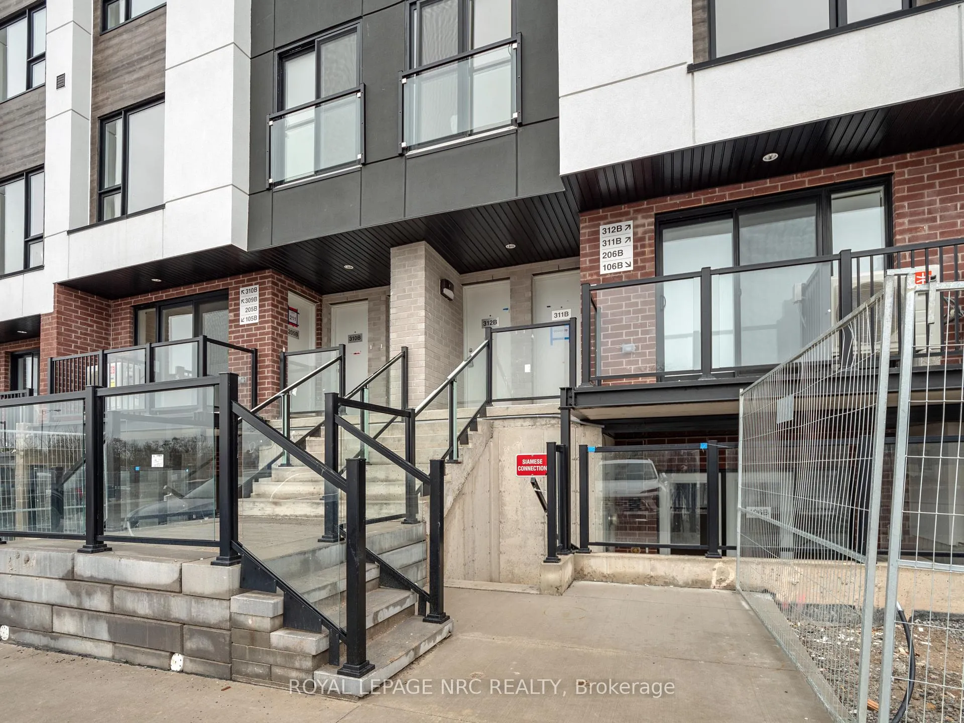 Photo 3 of Unit 312B, 16 Melbourne Avenue, St. Catharines, E. Chester — HOMEH