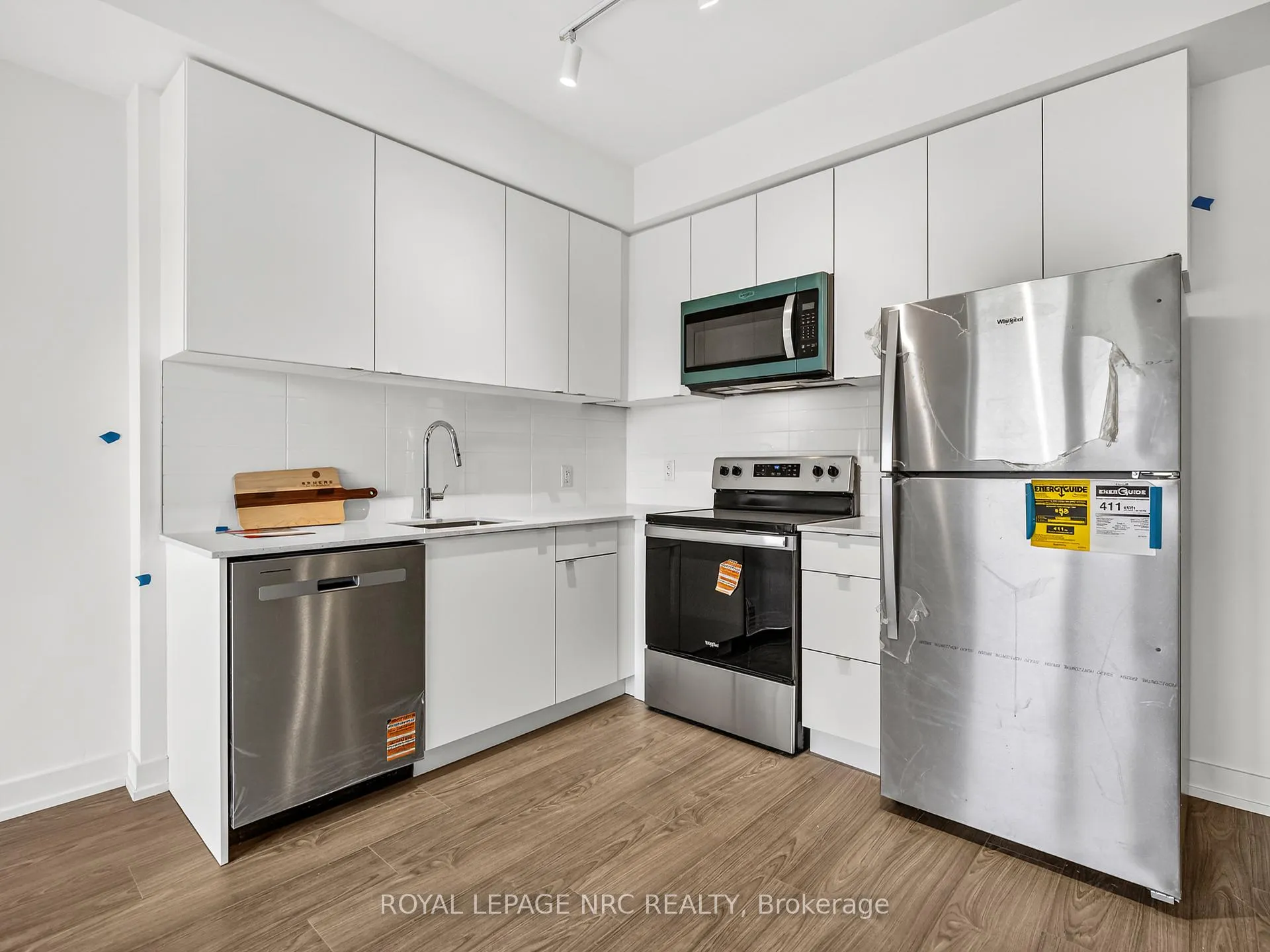 Photo 7 of Unit 312B, 16 Melbourne Avenue, St. Catharines, E. Chester — HOMEH