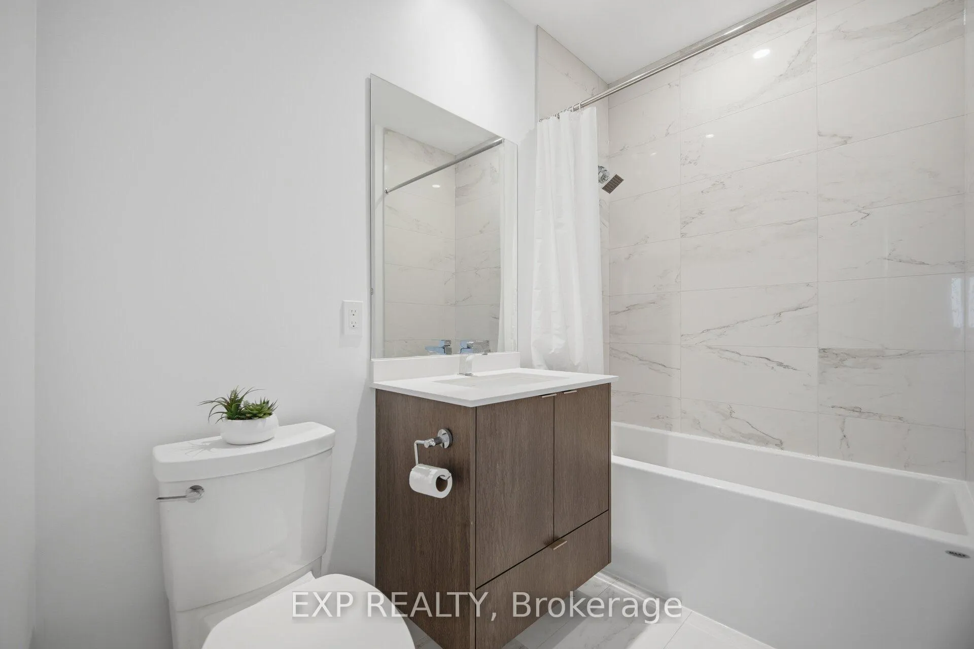 Photo 15 of Unit 3202, 1928 Lake Shore Boulevard W, Toronto, South Parkdale — HOMEH