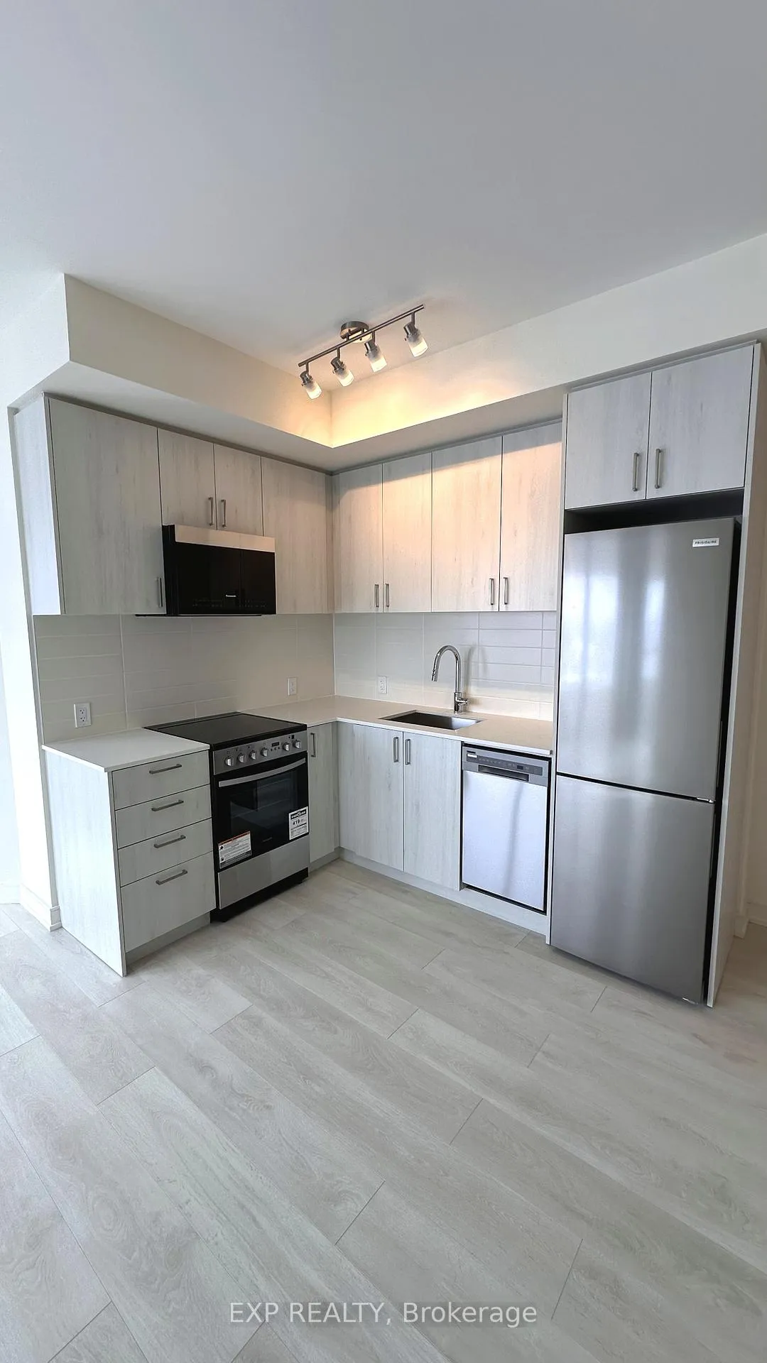 Photo 8 of Unit 1909, 8020 Derry Road, Milton, Coates — HOMEH