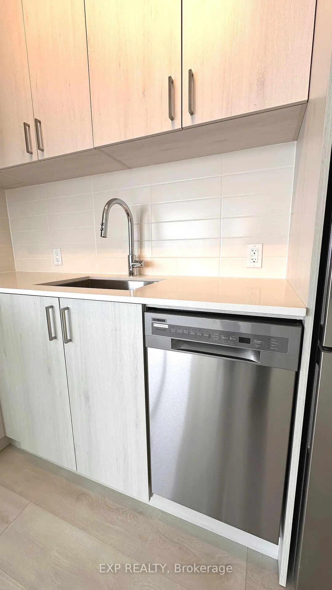 Photo 24 of Unit 1909, 8020 Derry Road, Milton, Coates — HOMEH
