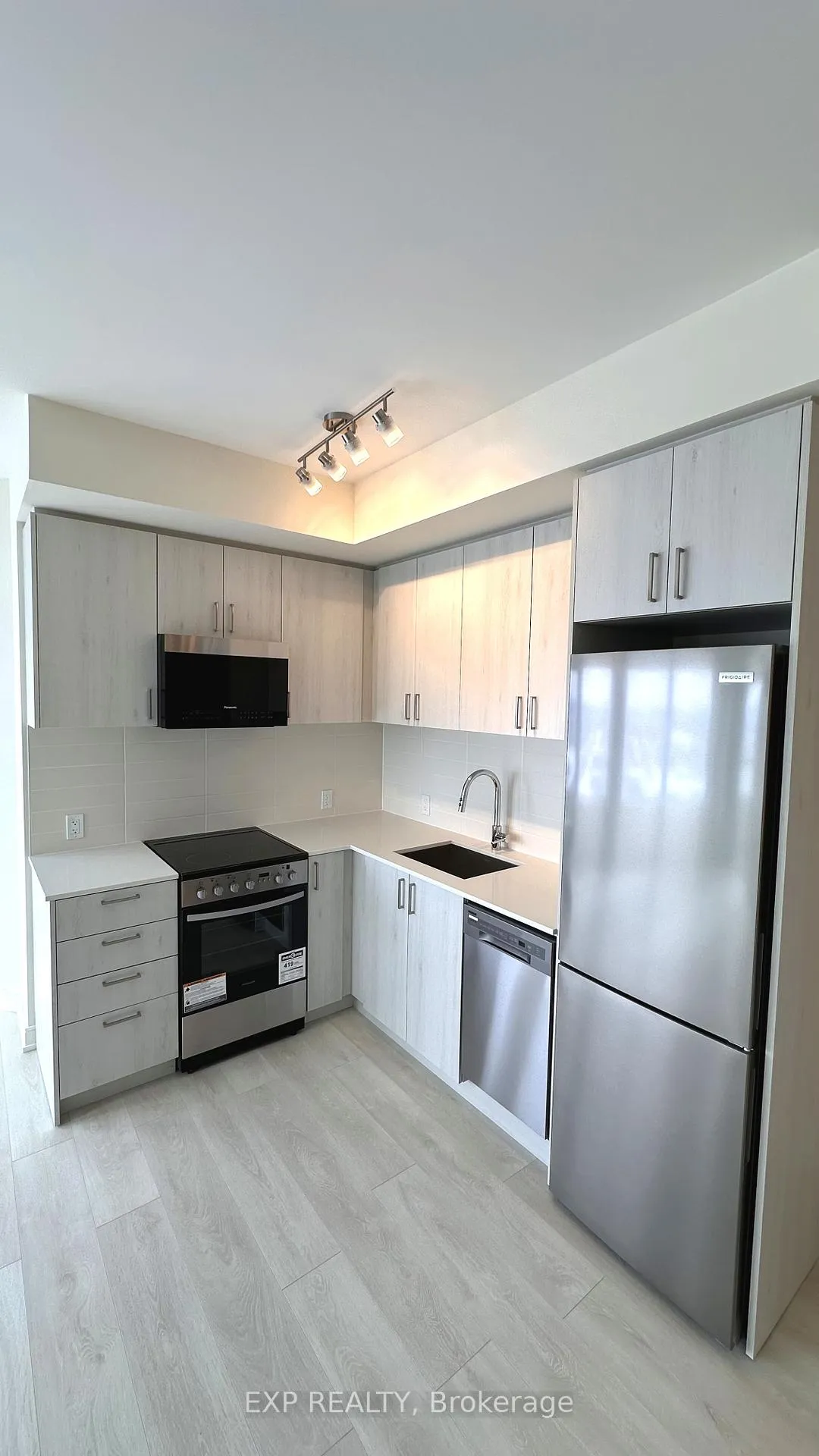 Photo 26 of Unit 1909, 8020 Derry Road, Milton, Coates — HOMEH
