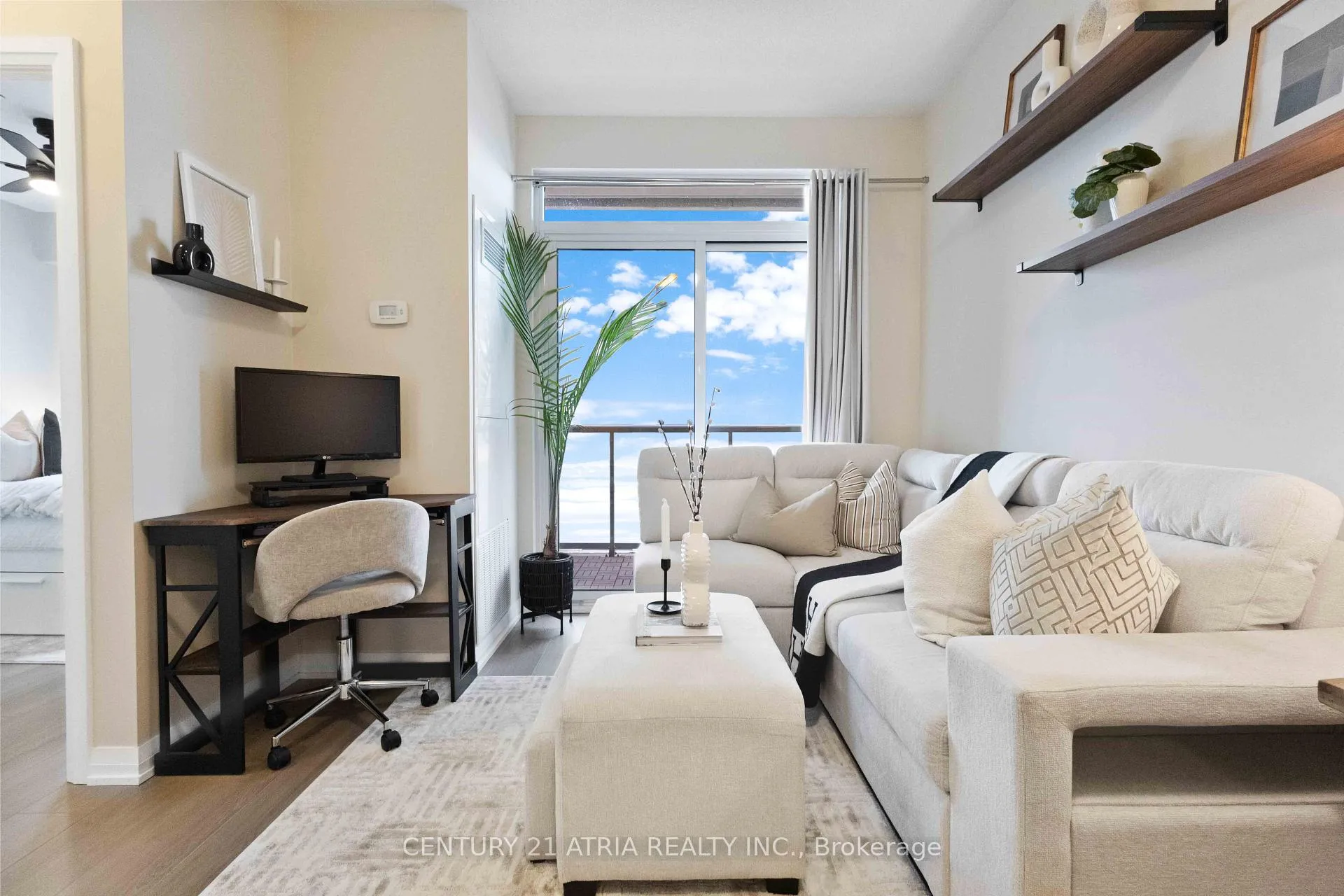 Front of Unit 705, 9560 Markham Road
