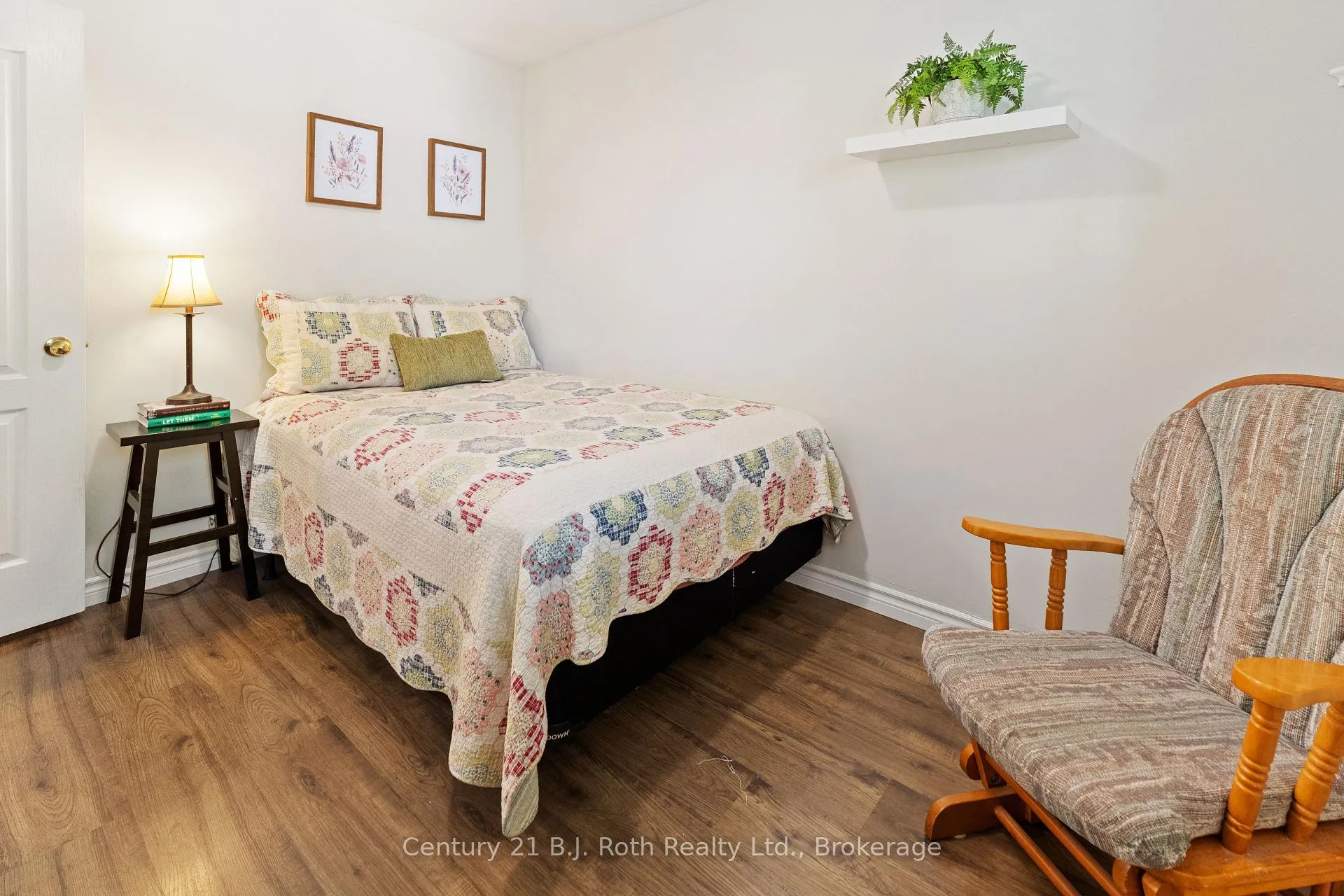 Photo 17 of 60 Donlands Court, Severn, Coldwater — HOMEH
