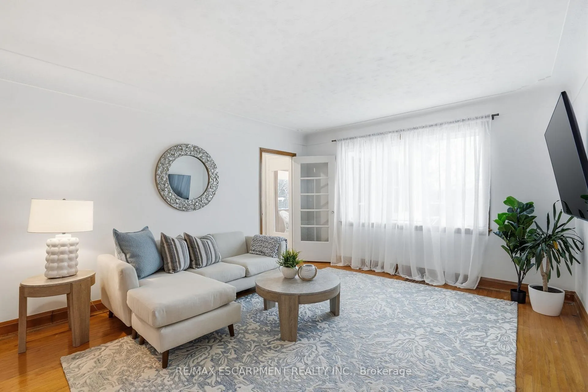 Photo 11 of 170 Dufferin Street, Hamilton, Westdale — HOMEH