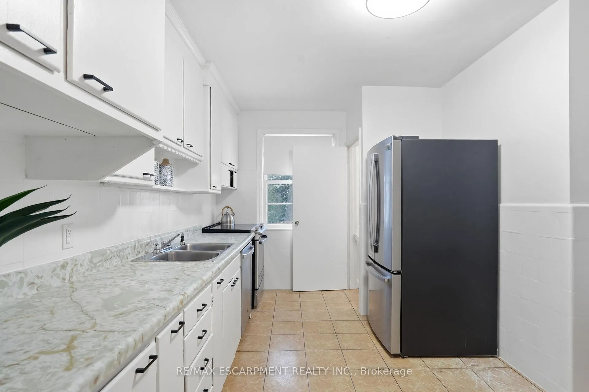 Photo 15 of 170 Dufferin Street, Hamilton, Westdale — HOMEH