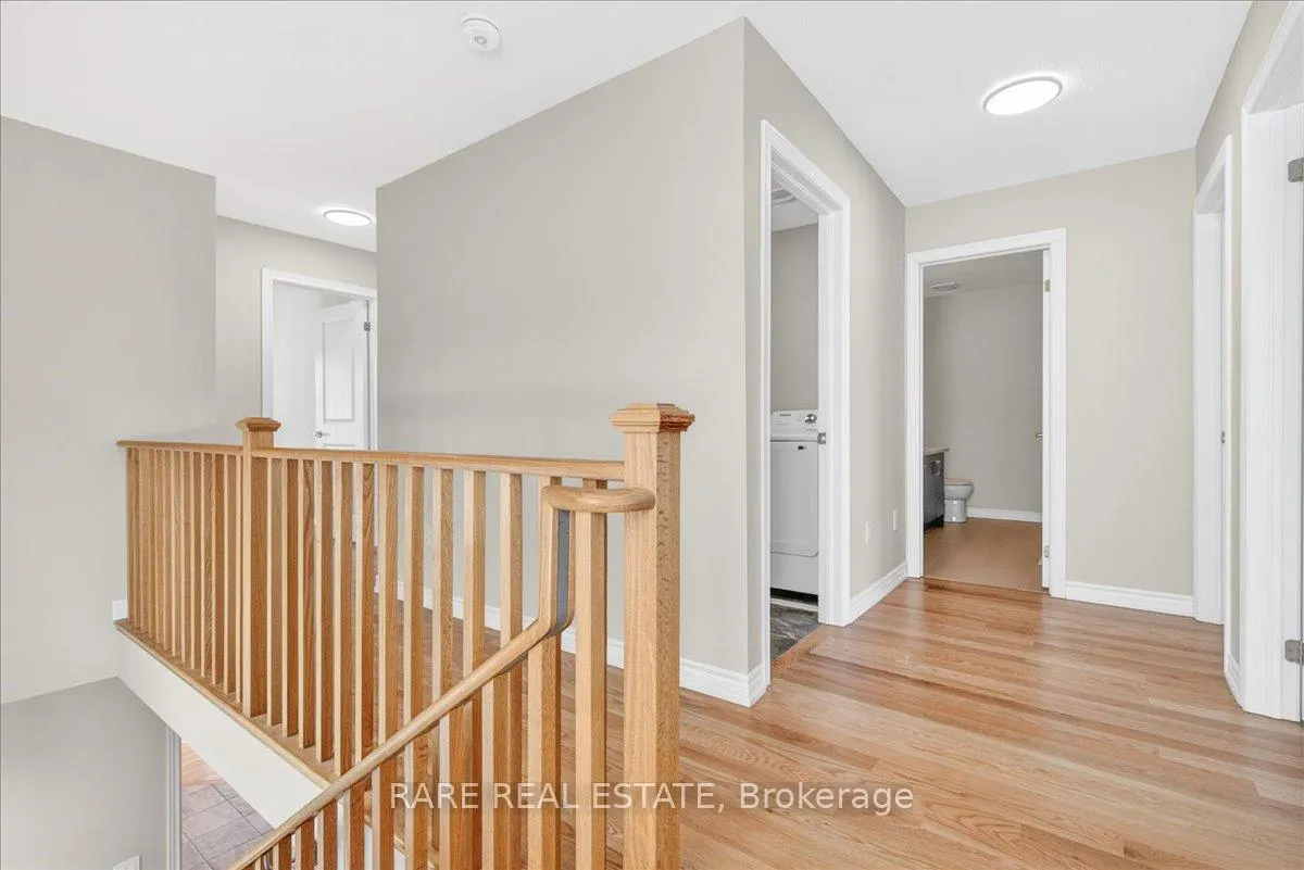 Photo 19 of 38 Rochester Drive, Barrie, Rural Barrie Southeast — HOMEH