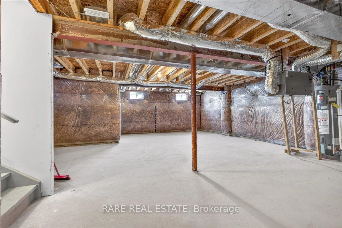 Photo 42 of 38 Rochester Drive, Barrie, Rural Barrie Southeast — HOMEH