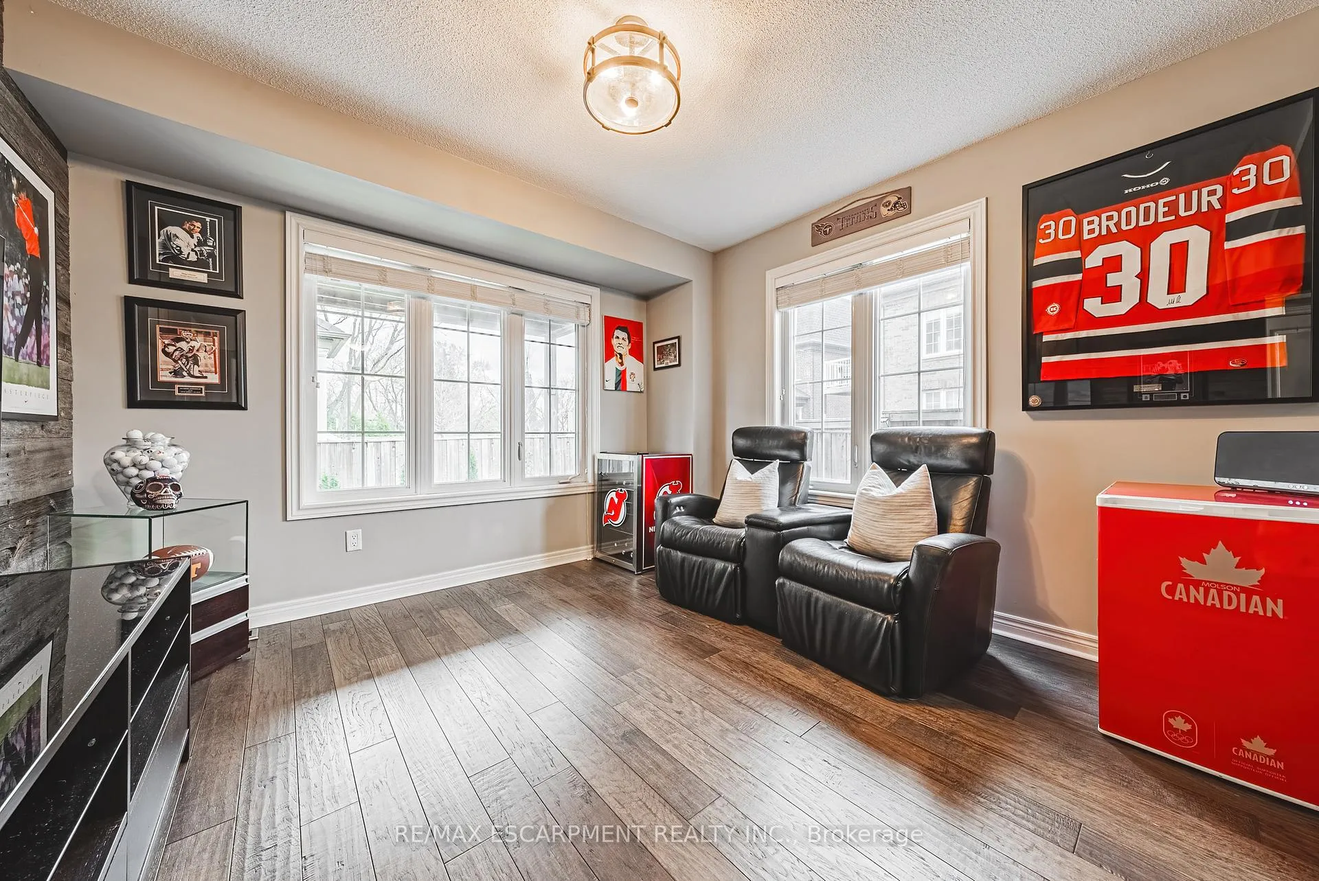 Photo 3 of Unit 4, 2220 Queensway Drive, Burlington, Freeman — HOMEH