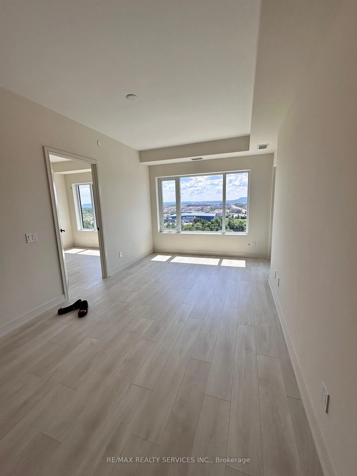Photo 7 of Unit 1107, 8010 Derry Road, Milton, Coates — HOMEH