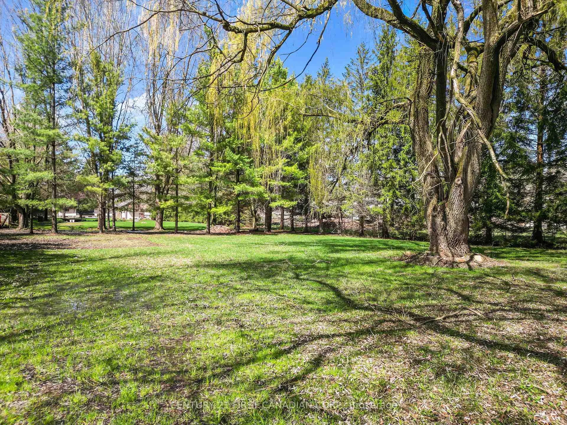 Photo 7 of 33396 Queen Street, North Middlesex, Ailsa Craig — HOMEH