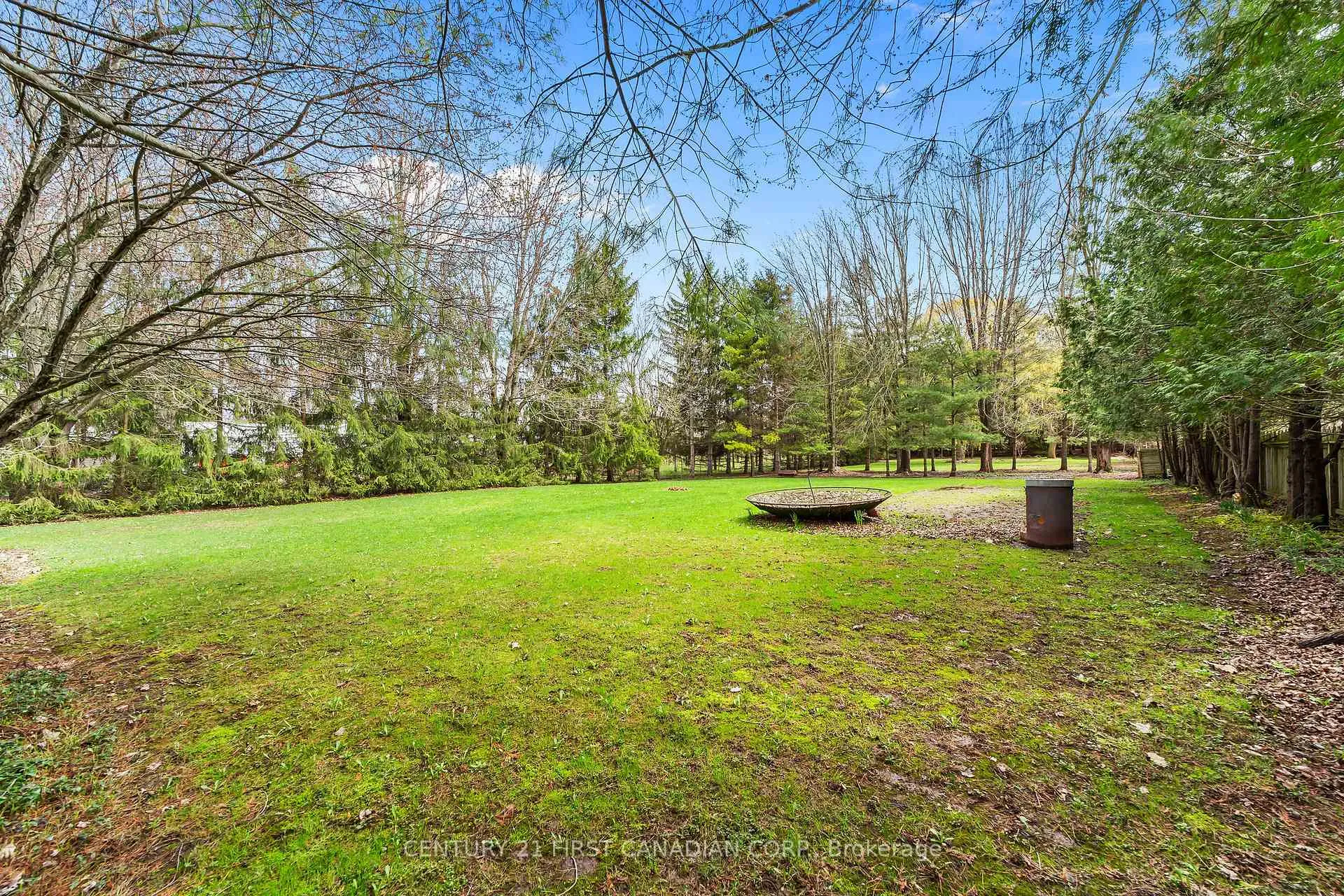 Photo 16 of 33396 Queen Street, North Middlesex, Ailsa Craig — HOMEH